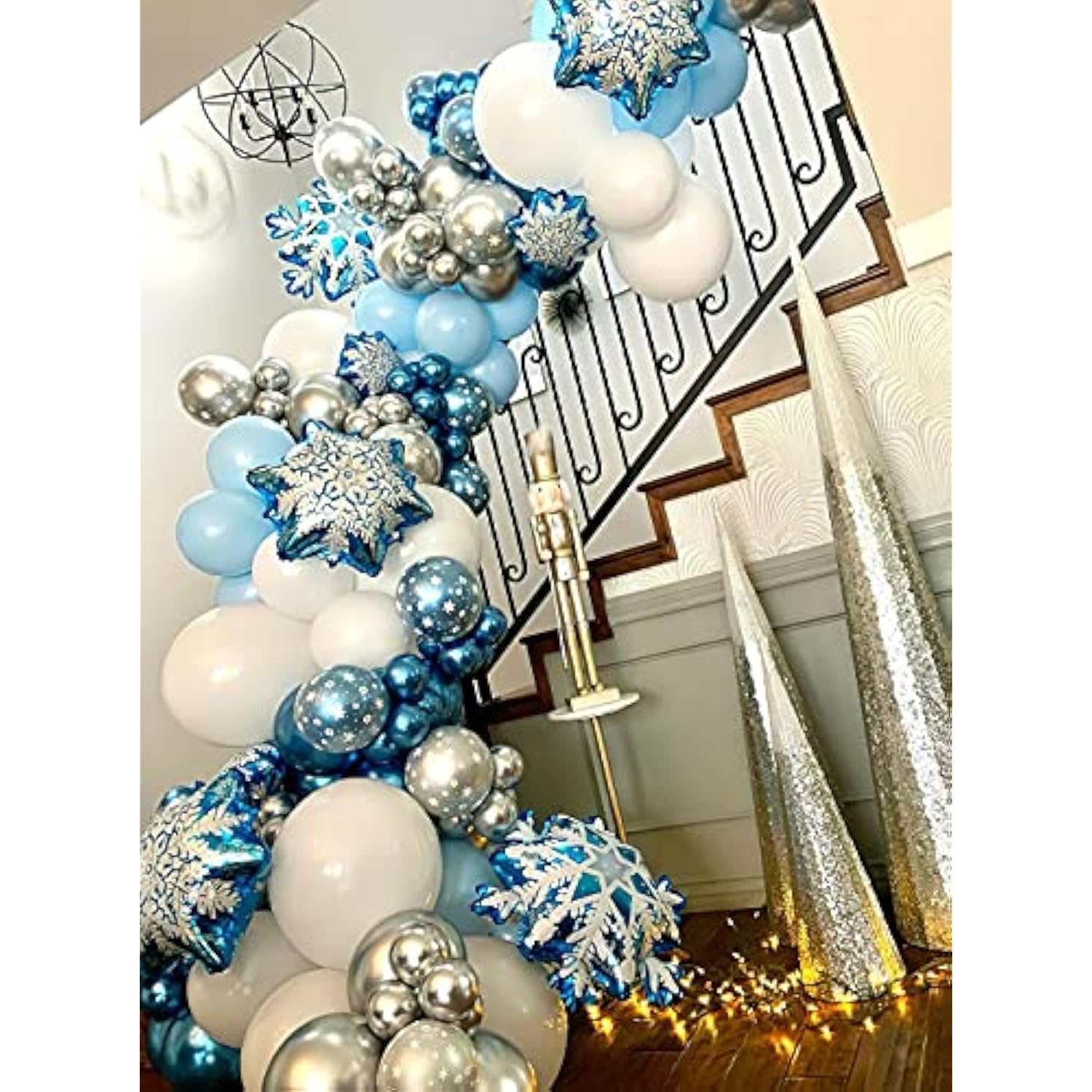 132Pcs Ice Snow Queen Metal Balloons Double Layer Snowflake Decoration