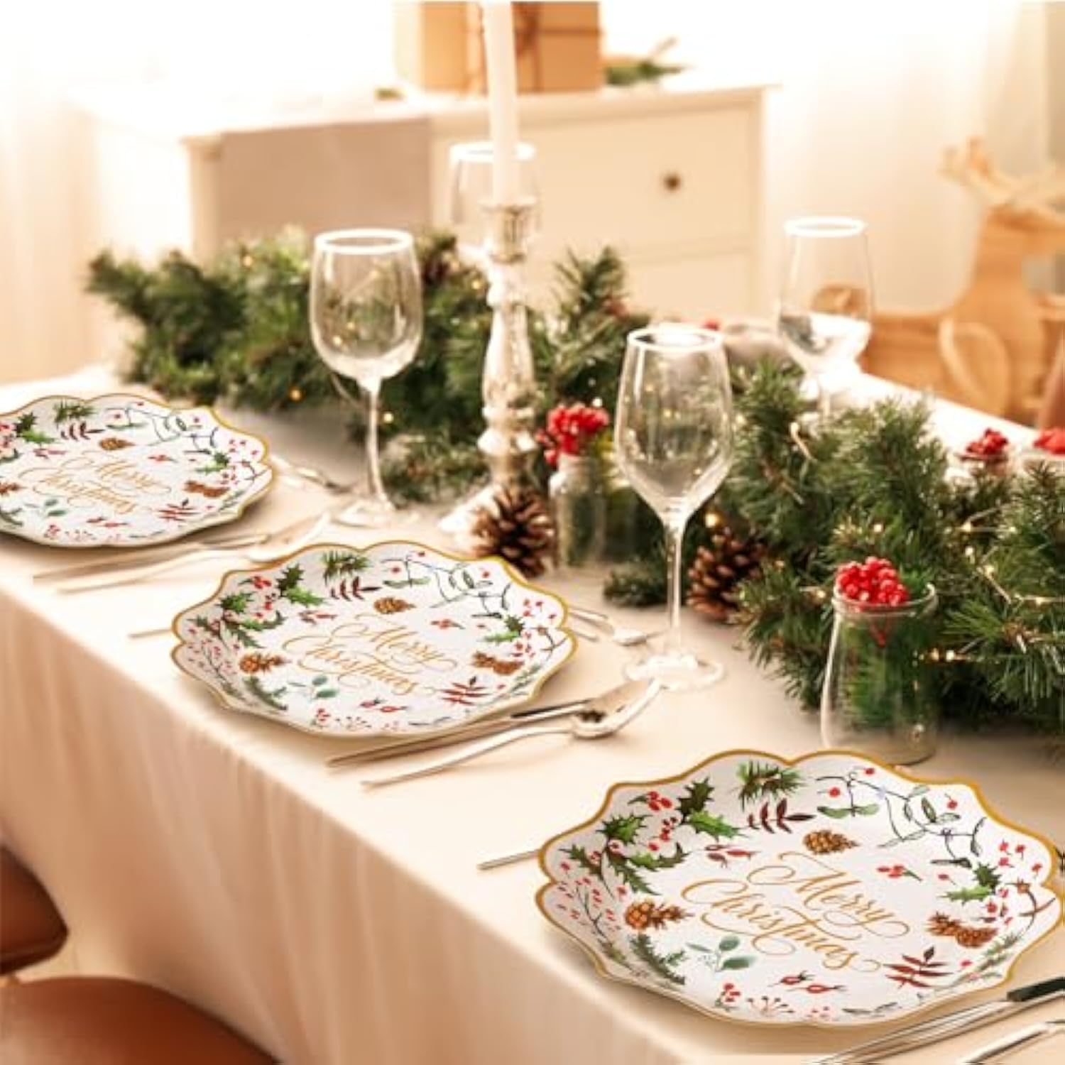 100 Pcs Merry Christmas Paper Plates Scalloped Edge 9 Inches Disposable Berry Holly Decorative Dinner Dessert Paper Plates For Winter Holiday Dinner Birthday Xmas Party Supplies