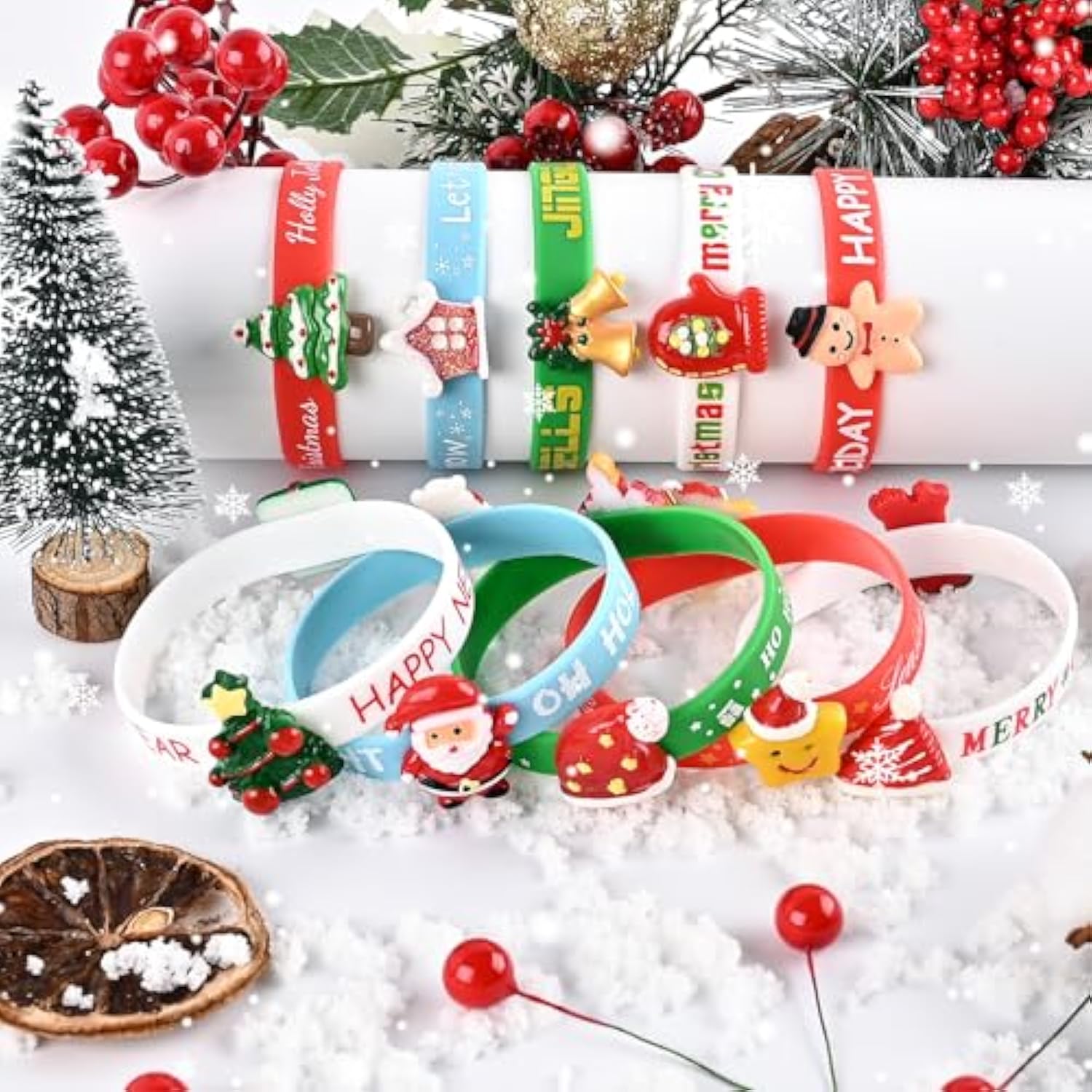 20 Pieces Merry Christmas Rubber Bracelets Silicone Wristbands For Holiday Party Goodies Bags Stuffers Filler Favors Classroom Prizes School Class Exchange Supplies