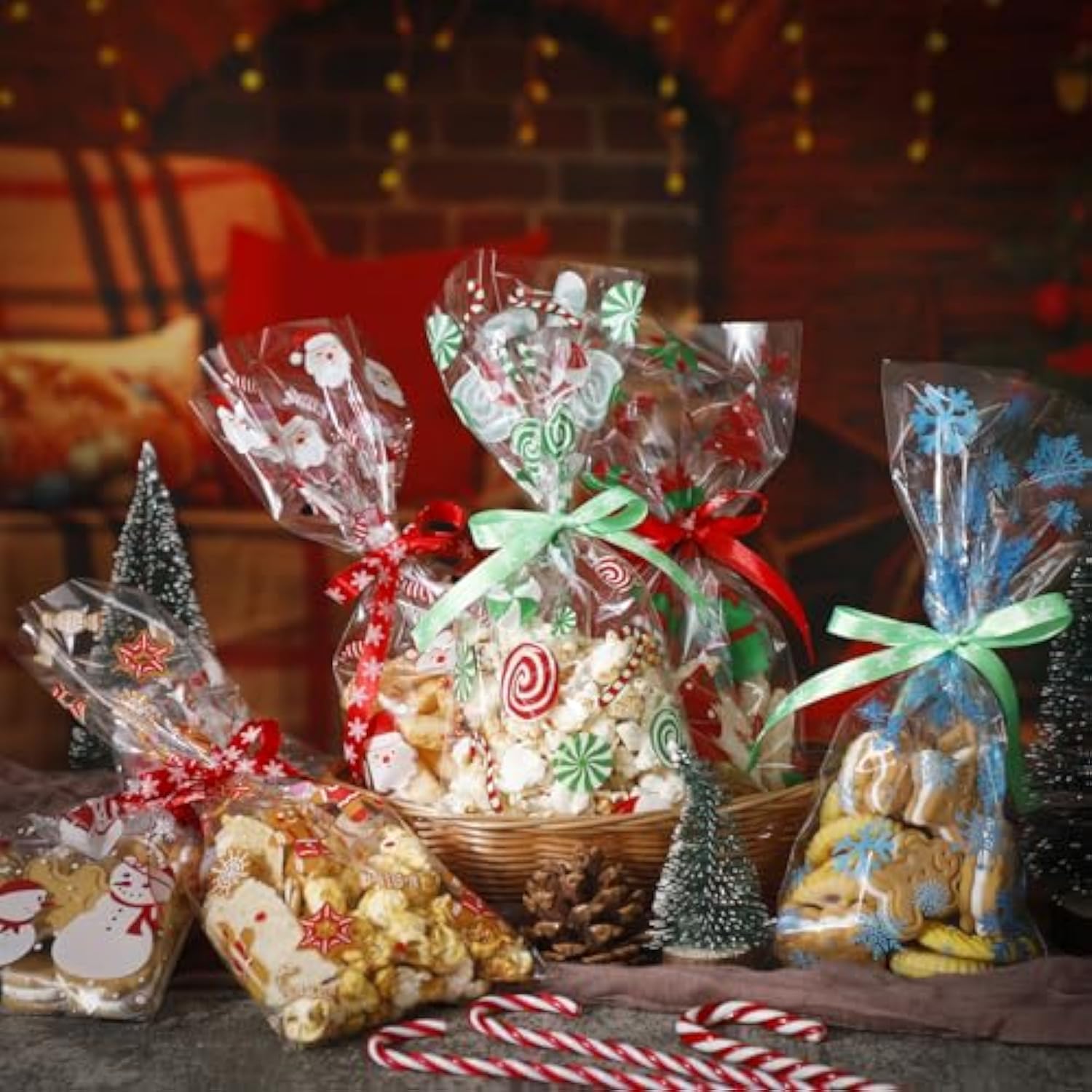 600 Pcs Christmas Cookie Bags Christmas Snack Bag With 50 Yd Ribbon Cellophane Gift Bags For Xmas Goodie Arts Crafts Flower Wrapping Party Favor Supplies