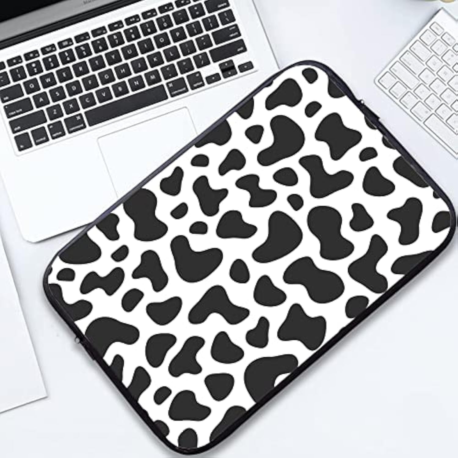 Laptop Sleeve Case Cow Print Notebook Computer Cover Bag Compatible 13-15 Inch Laptop