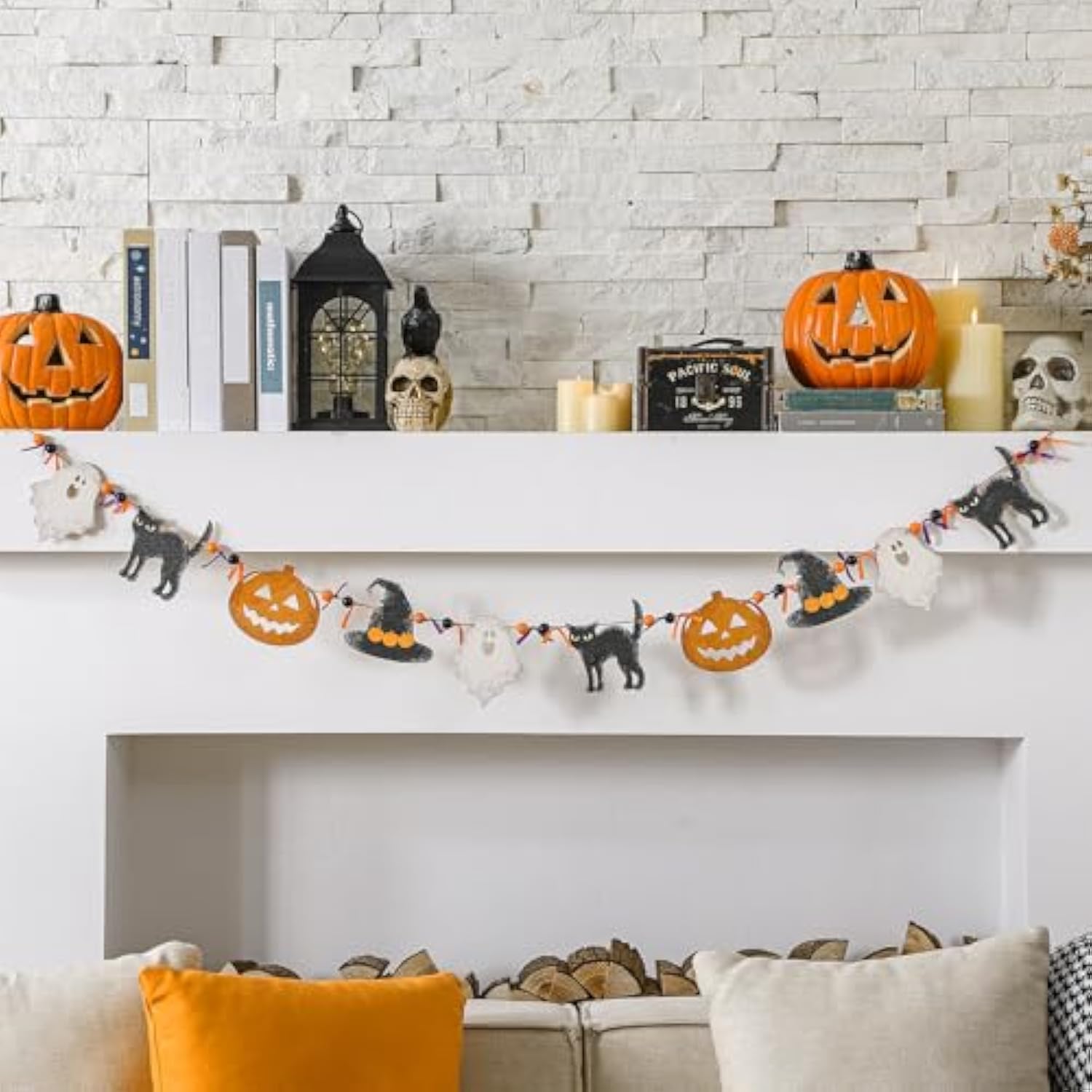 8.2Ft Halloween Wooden Garland with Cat, Ghost, Witch Hat & Pumpkin