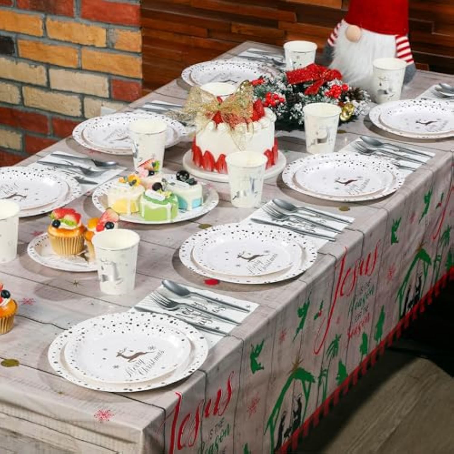 175 Pcs Merry Christmas Party Dinnerware Foil Dots Christmas Paper Plates Set Elk Disposable Xmas Plates Napkins Cups For New Year Wedding Birthday Baby Shower Party Supplies Decoration (White Silver)