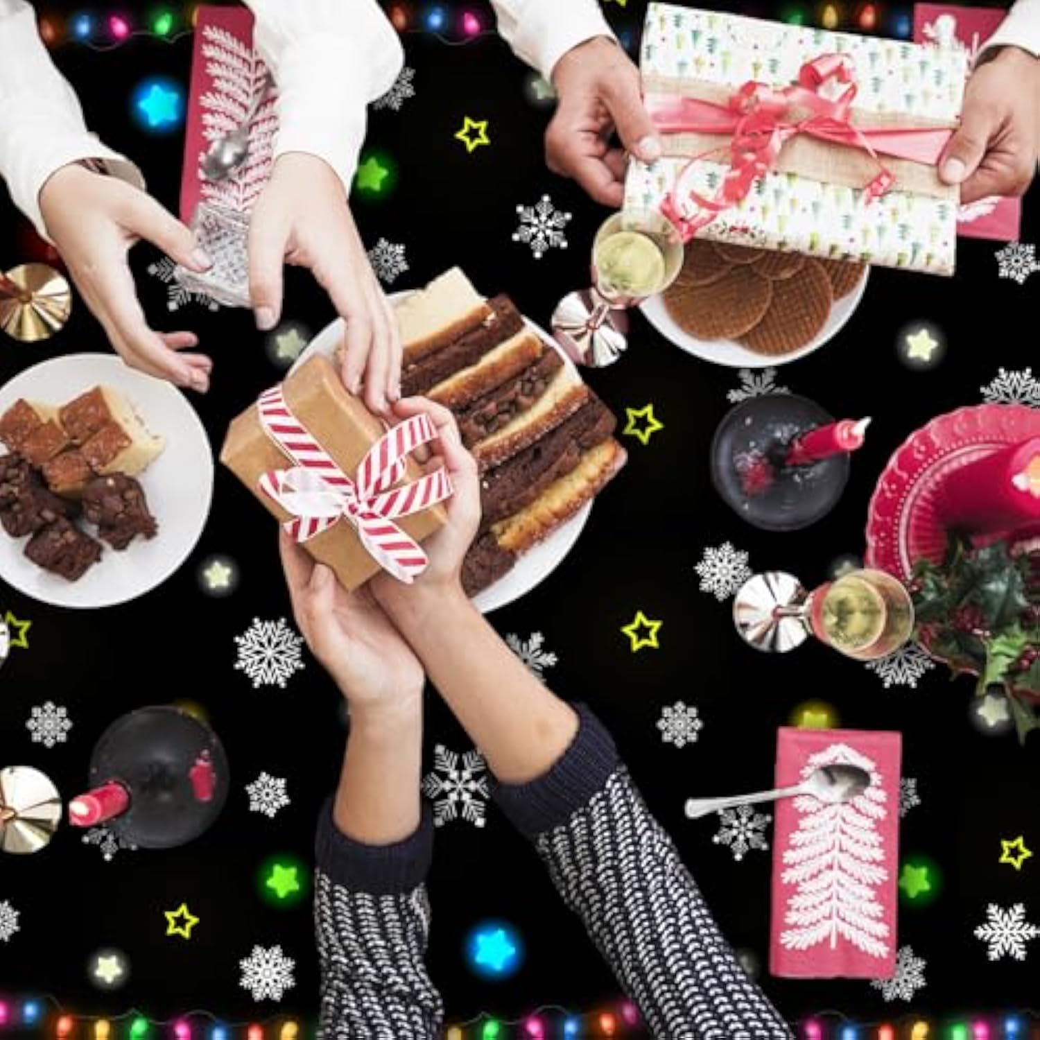 3 Pcs Christmas Tablecloth Disposable Let'S Get Elfed Up Table Cloth 108X54 Inch Plastic Rectangular Christmas Party Table Cover