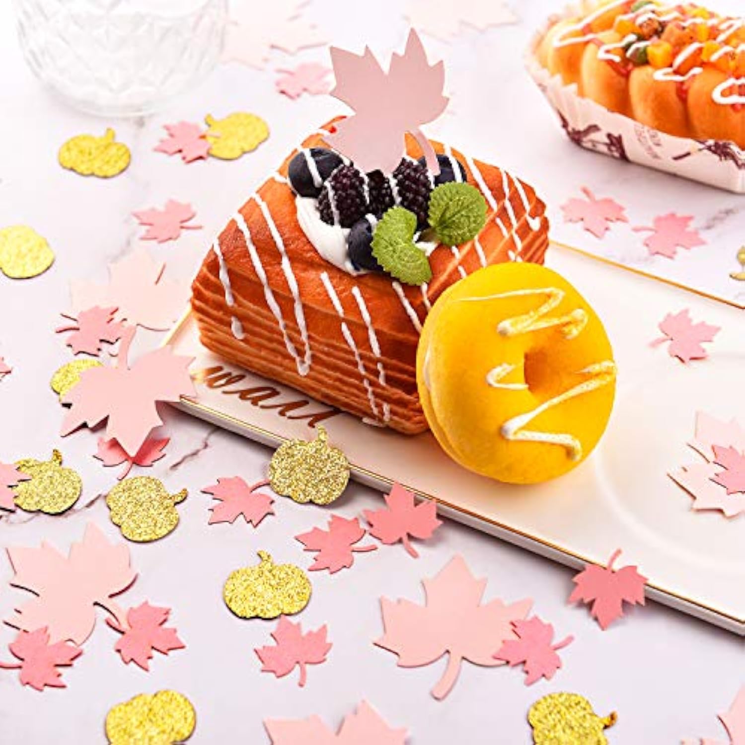 200 Pieces Thanksgiving Pink And Gold Pumpkin Confetti Christmas Baby Shower Maple Leaf Confetti Glitter Thanksgiving Pumpkin Decorations Table Decorations For Birthday Party Supplies (Simple)