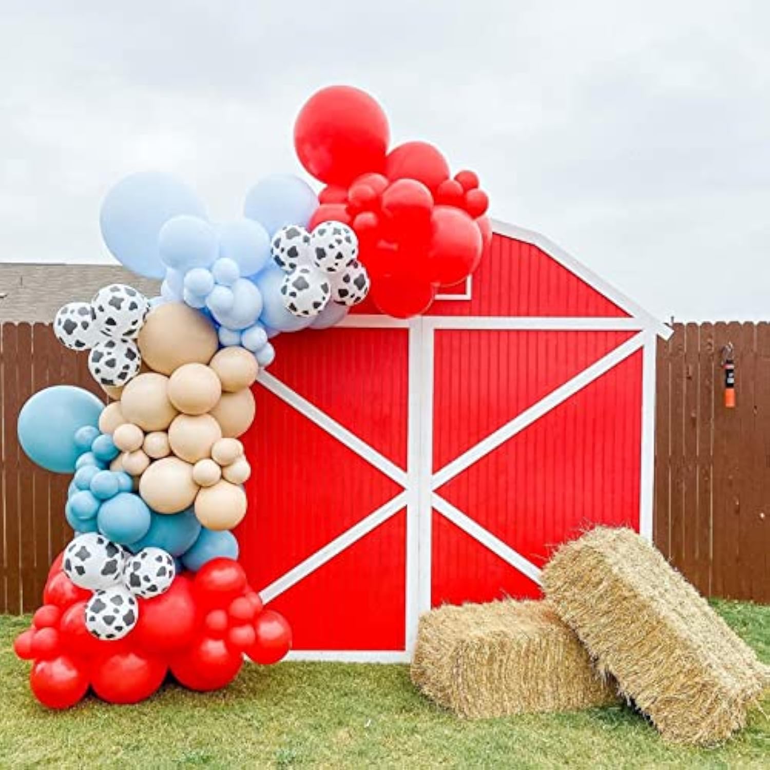115PCS Farm Animal Balloon Garland Kit - Red, Blue & Cow Print for Party Decor