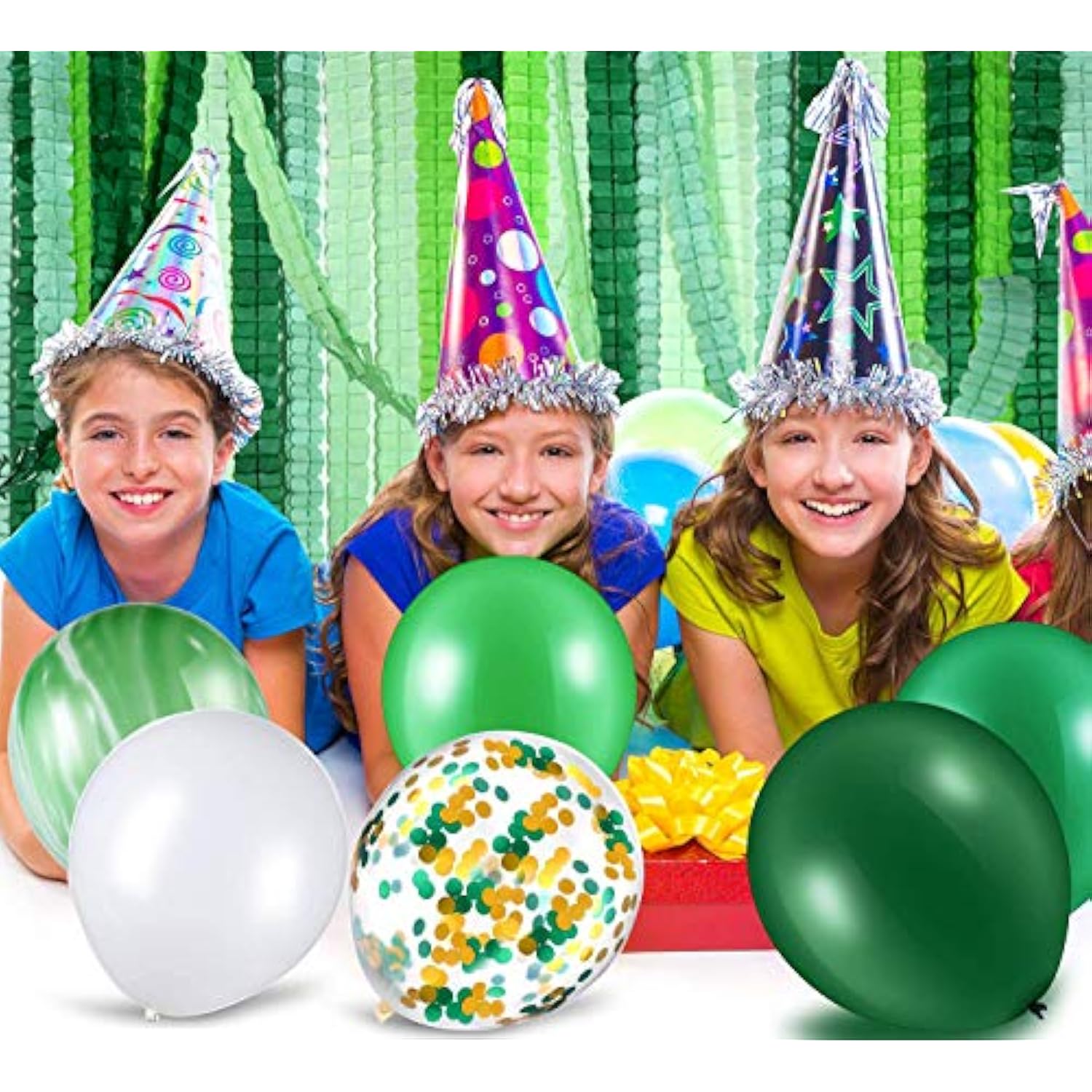 12pcs Four Leaf Clover Garland 120ft Green Streamer for St. Patrick's Party