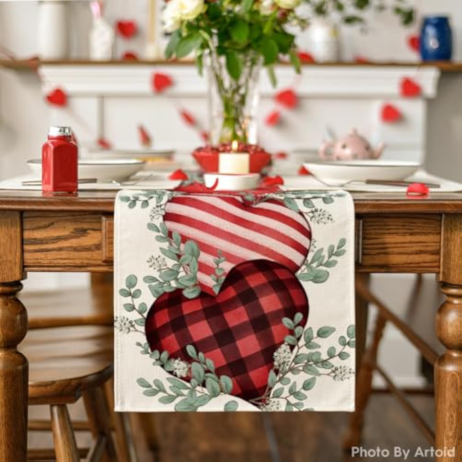 Eucalyptus Hearts Valentine'S Day Table Runner, Holiday Kitchen Dining Table Decoration For Home Party Indoor 13X72 Inch