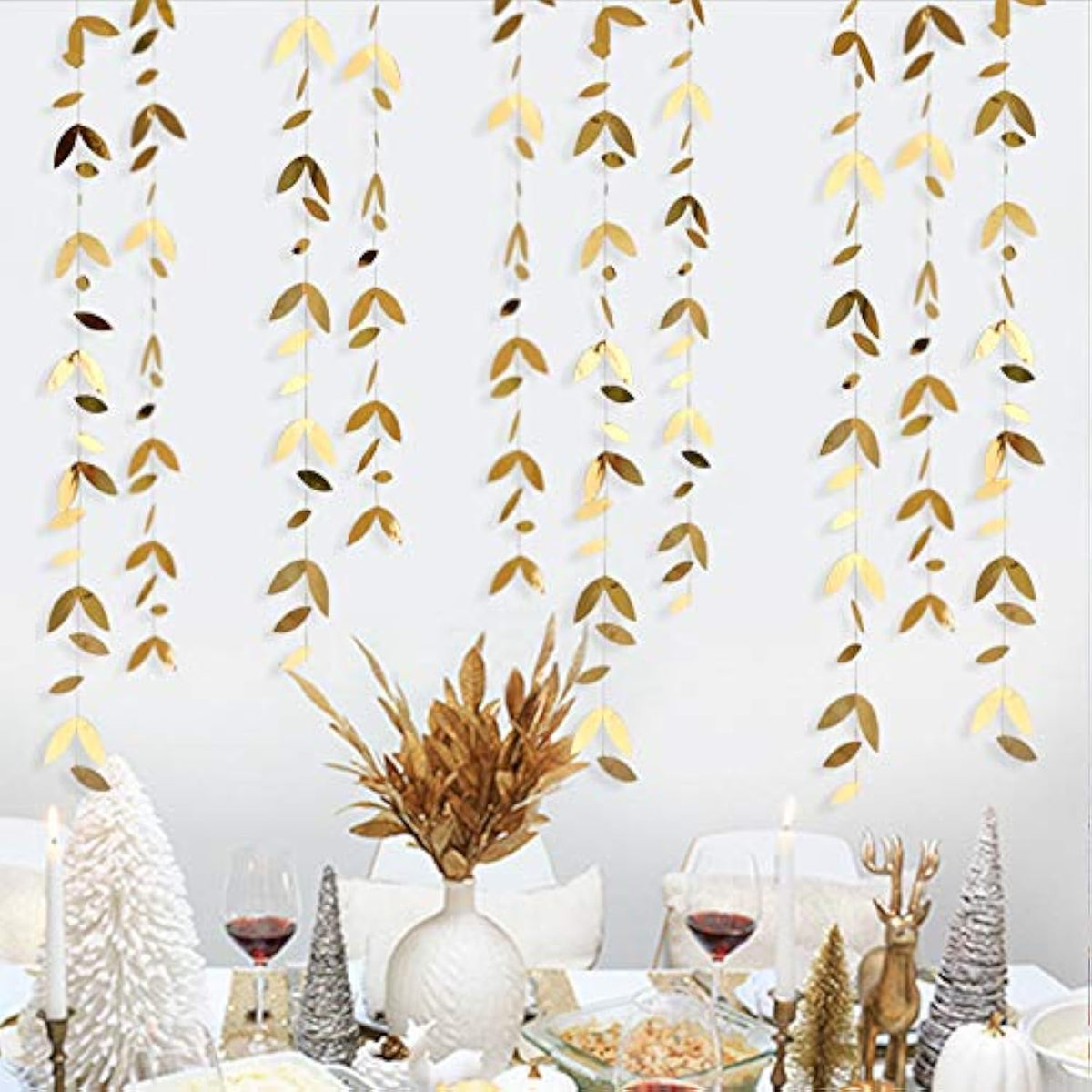 Gold Leaf Garland: Shimmering Party Decor, 52 ft Total