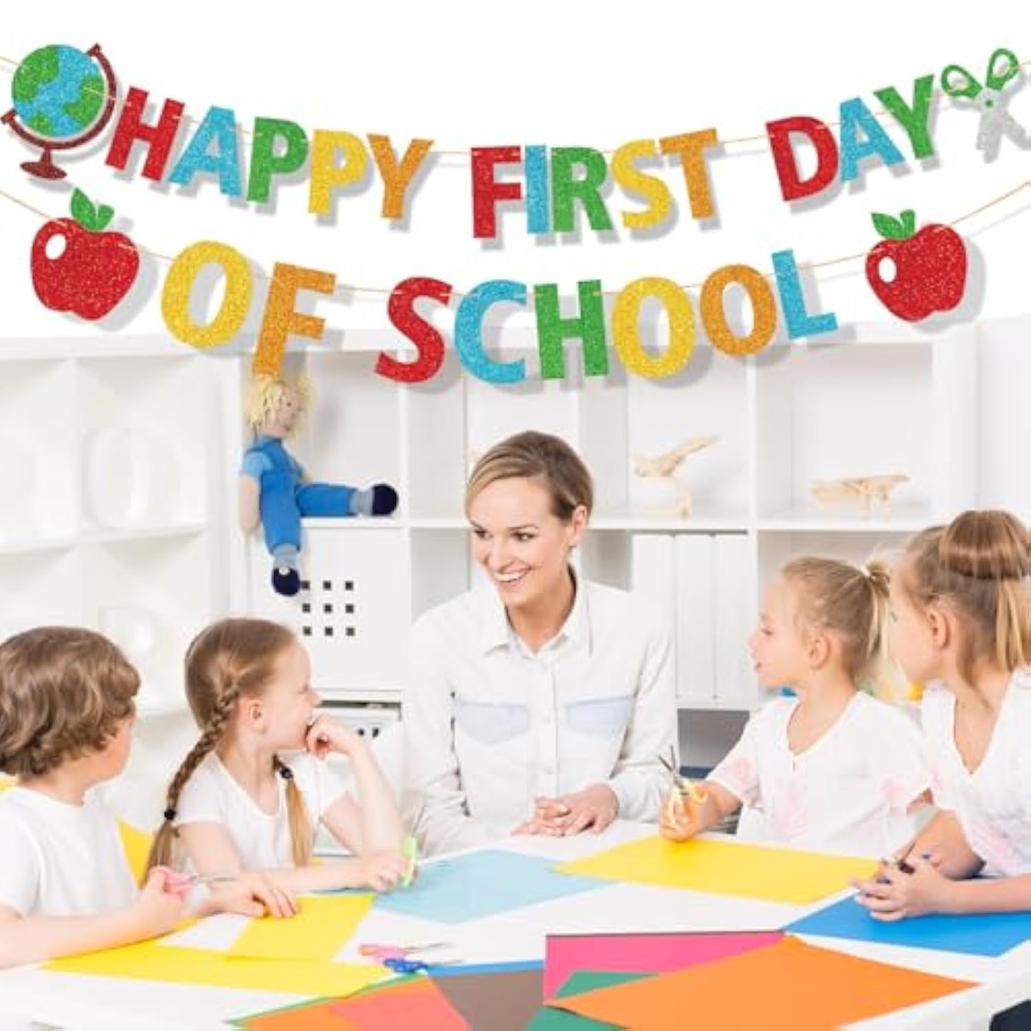 4 Pcs Pre-Strung Happy First Day Of School Banners, Back To School Banners Decorations Apples Pencils Flag For Welcome Back To School Decorteachers Classroom Party Supplies Photo Props