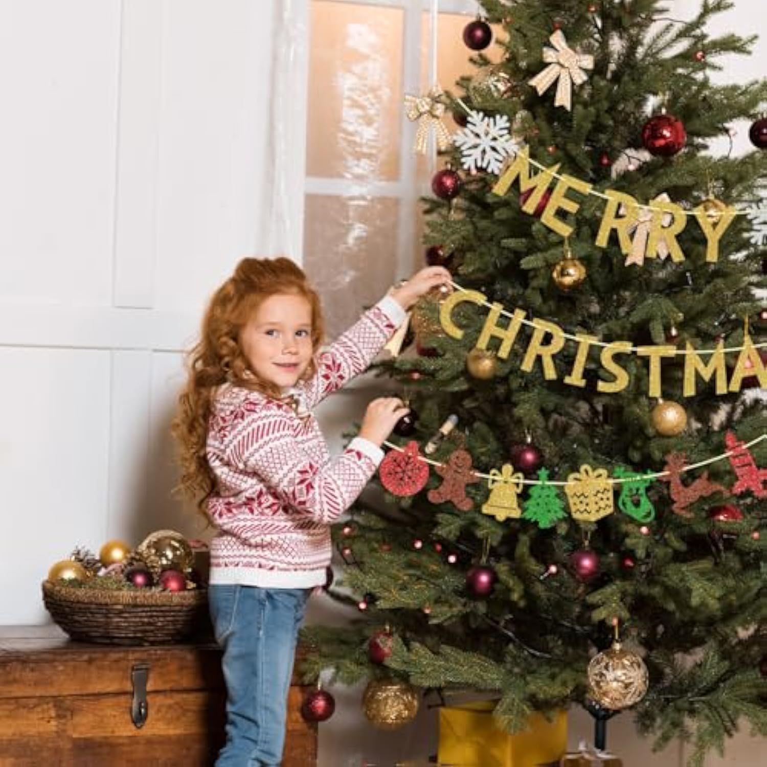 Pre-Assembled Hanging Christmas Banner For Inside Gold Merry Christmas Garland With Snowflakes, Merry Xmas Banners Bunting For Home Fireplace, Xmas Tree, And Indoor/Outdoor Holiday Party Decorations