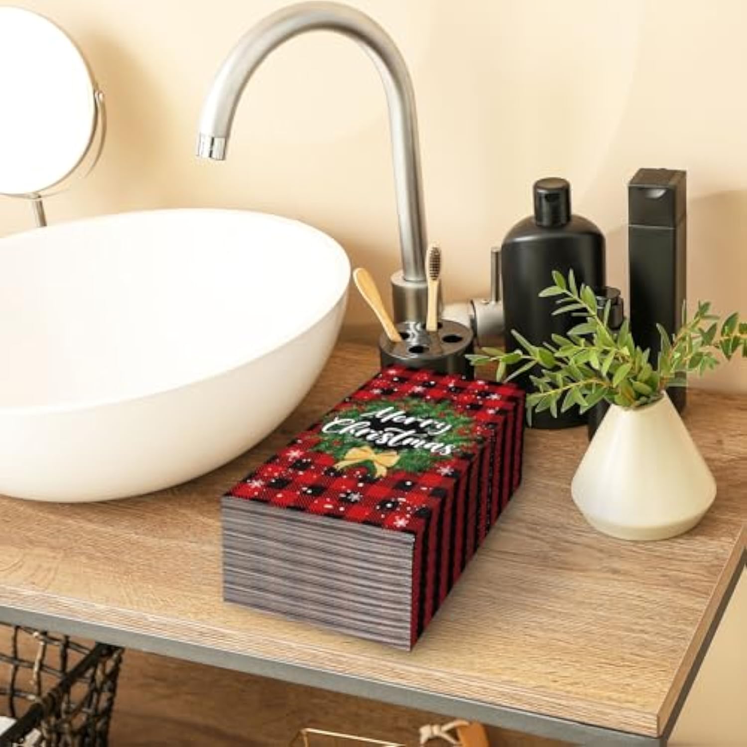 Christmas Guest Napkins Buffalo Plaid 3 Ply Disposable Paper Red Black Xmas Dinner Hand Napkin Towel Wreath Bathroom Napkins For Winter Party Supplies, 80Pcs