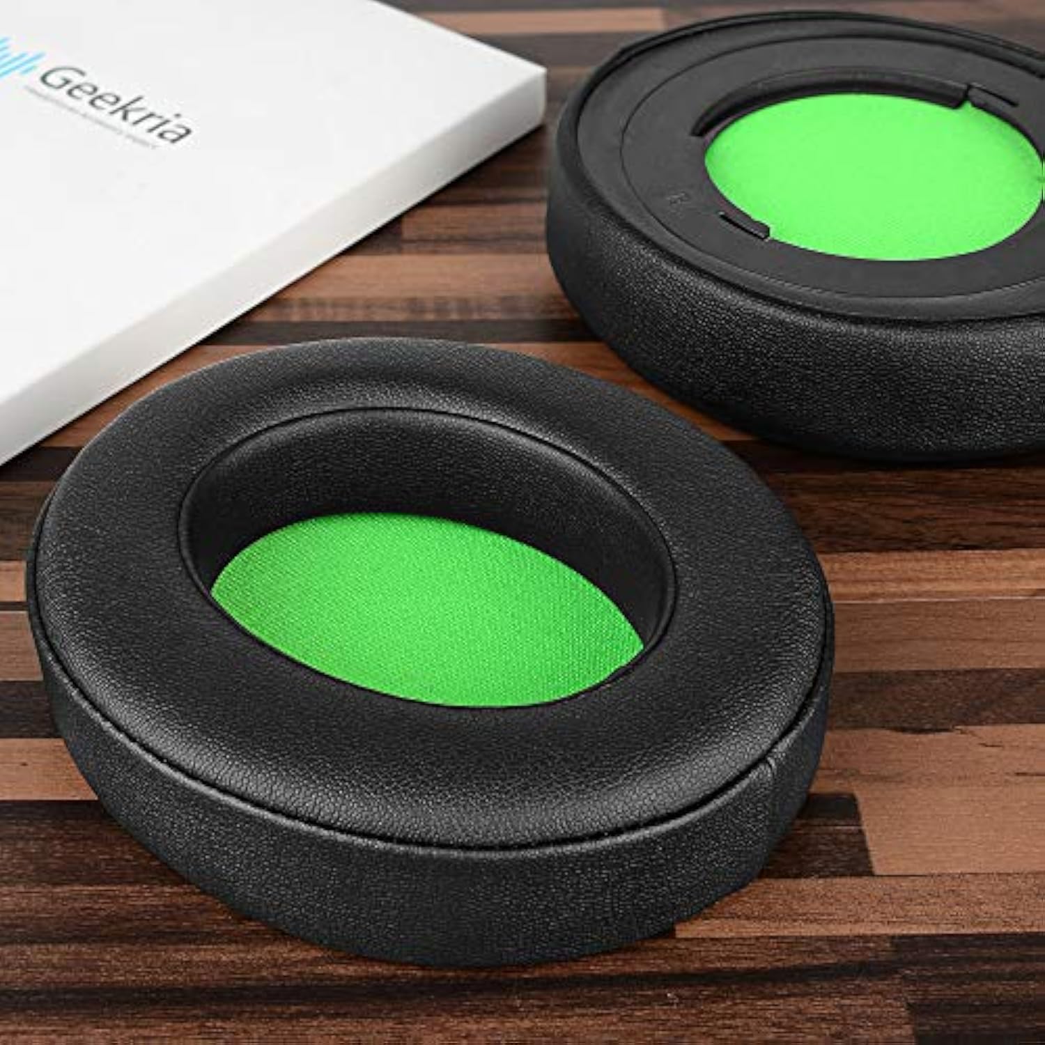 Geekria QuickFit Ear Pads Compatible with Razer Kraken Pro V2, 7.1 V2, 7.1 Chroma V2, Kraken Pro V2 Pewdiepie/Stormtrooper Edition Headphones Ear Cushions, Repair Parts (Black/Green)