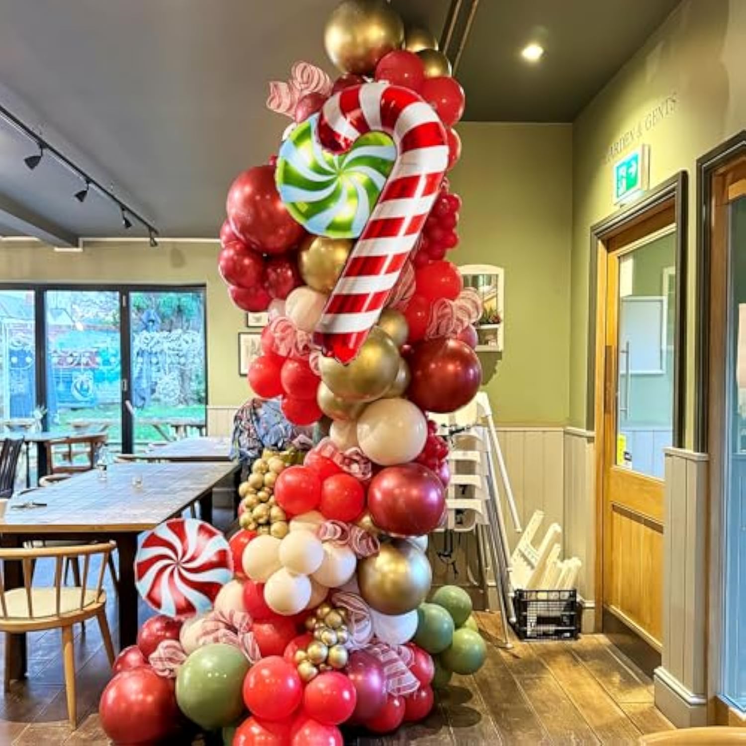 111Pcs Christmas Balloon Arch Kit Red Green Gold Party Decorations