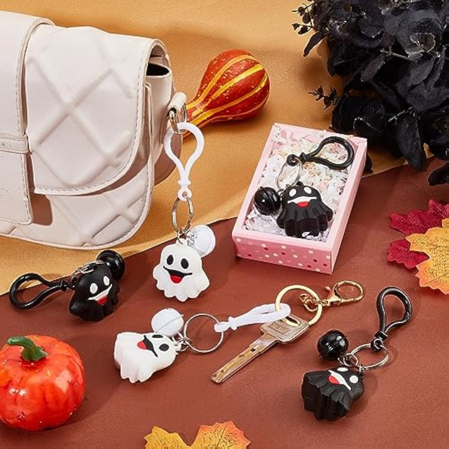 12Pcs Halloween Theme Keychain Cartoon Ghost Keyrings With Bell Charm Pvc Pendants Hanging Key Chain Keyrings For Wallet Backpack Charm Decorations Pendant Supplies Black White