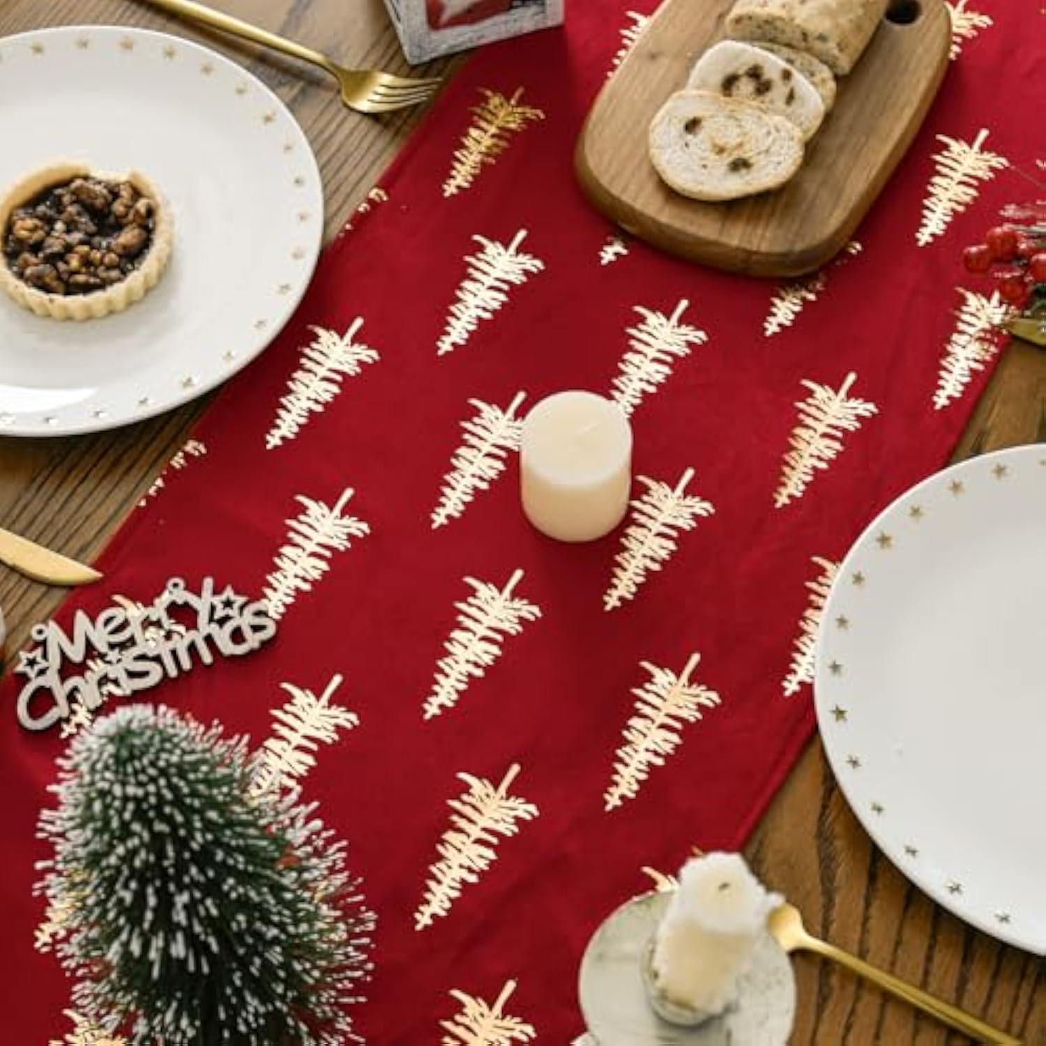 Christmas Tree Red Dutch Fleece Table Runner, Glitter Metallic Foil Holiday Kitchen Dining Table Decoration For Home Party Decor 13X72 Inch