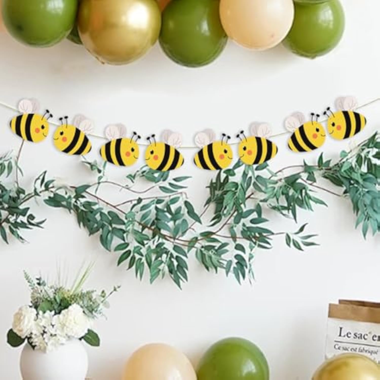 Nicime 2Pcs Bee Banner, Cute Yellow Sweet Animal Party Decoration, Honey Bee Theme Party Supplies Banner Backdrop