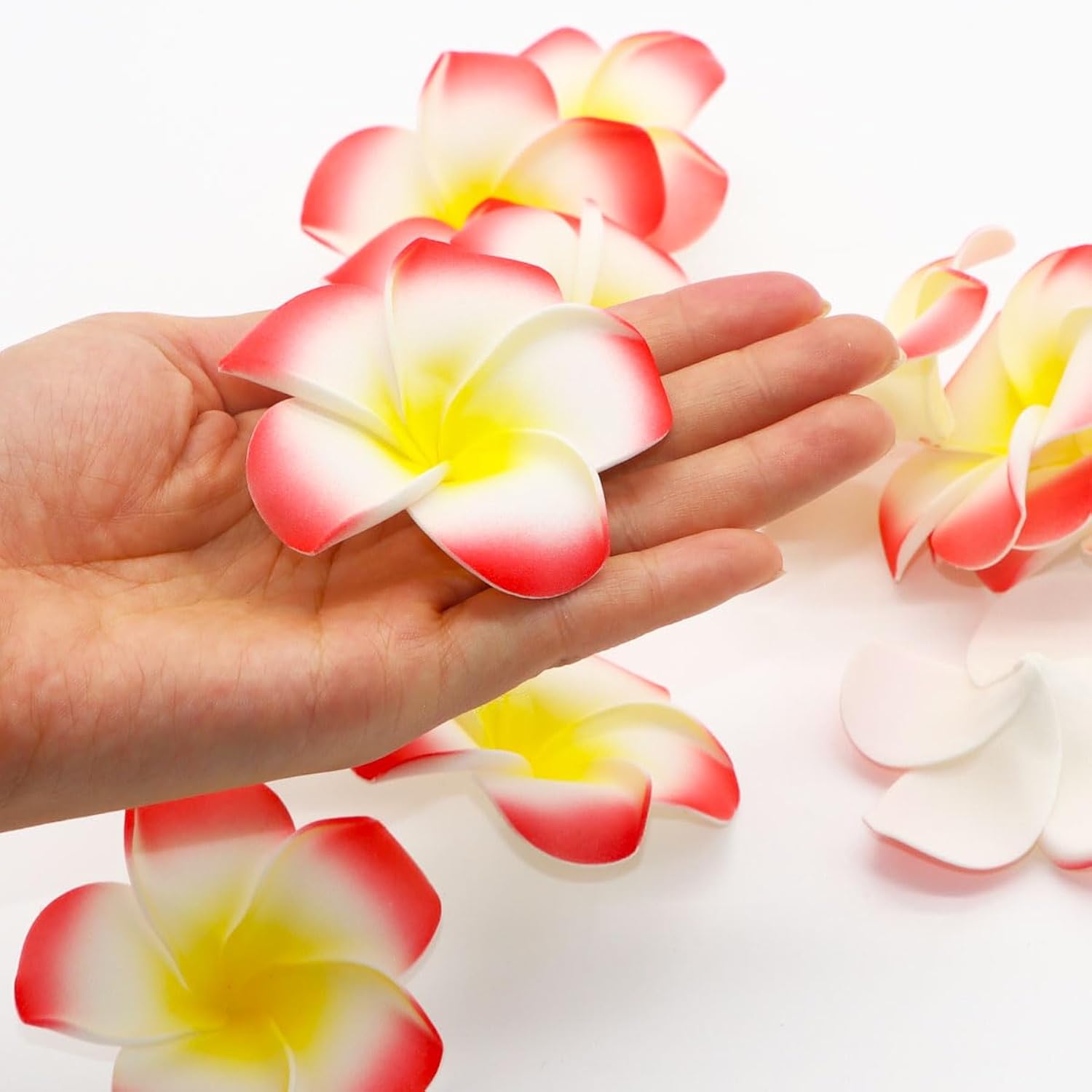 Fzbnsrko 100 Pcs Hawaiian Foam Artificial Plumeria Rubra Hawaiian Flower Petals For Wedding Party Decoration,Diameter 2.4Inch,Red