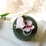 2 Pieces Corsage And Boutonniere Set, Artificial Calla Lily& Orchid Flowers Accessories Decorations For Wedding Prom Party Celebration Suit- Pink (W4-X2-Ll)