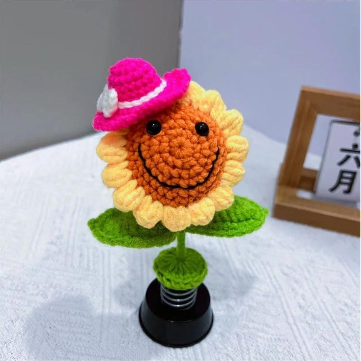 Get This Shaking Sunflower Car Decor! A Crochet Smiley Handmade Beauty,Ideal Gifts For Women, Cute Car Interior Decor And Dashboard Ornament Adding Charm To Your Ride!(Green-2)