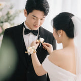 Champagne Corsage And Boutonniere Set For Bride Groom, Artificial Rose Flower Wrist Corsage Bracelets Homecoming Flowers Prom Suit Accessories Boutonniere For Wedding Decorations