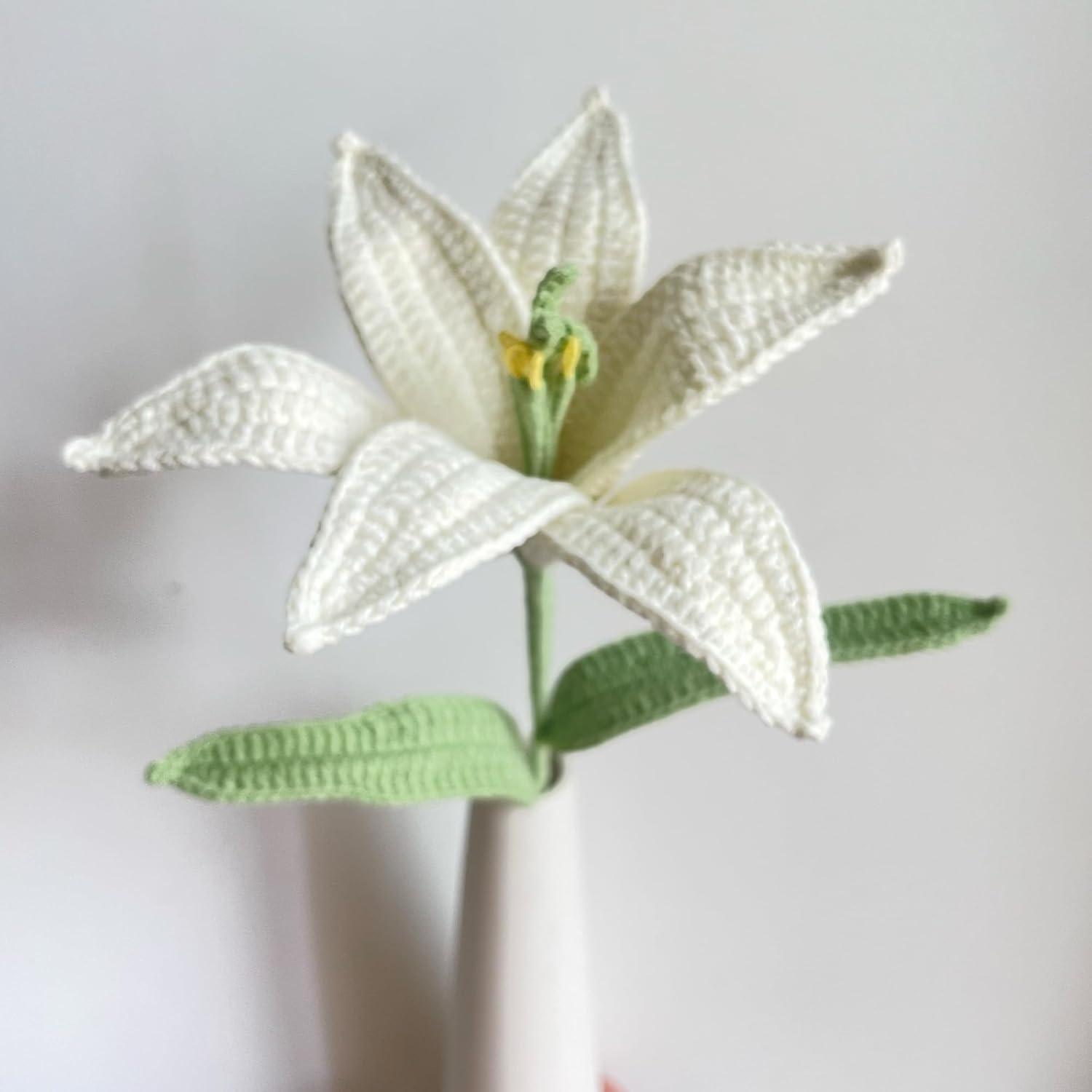 Spinus Lily Crochet Rose Bouquet, Handmade Artificial Gift For Girl Friend, Home Decor, Knitted Forever Flower (1 Stem White Lily)