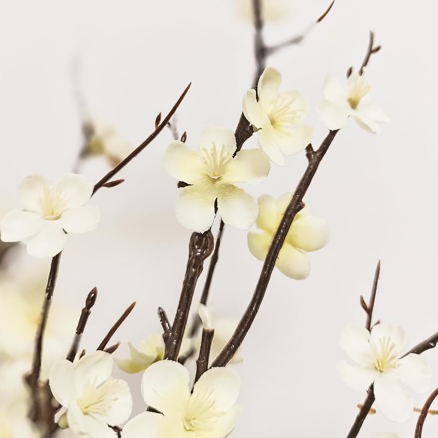 4 Pcs Cherry Blossom Branches 39 Inch White Fake Flowers Spring Decorations For Home Decor, Artificial Flowers Long Stem Branches For Vase Wedding Office Party Table Decor Centerpieces