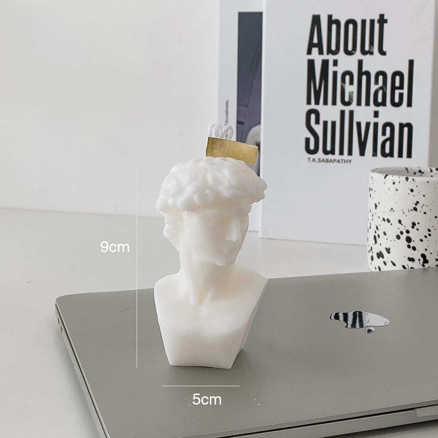 David Bust Statue Scented Candle,110G Aroma Soy Wax Greek Aesthetic Decorative Candle For Table Photo Prop Birthday Gift,Prefect For Meditation Stress Relief Mood Boosting Bath Yoga (White)