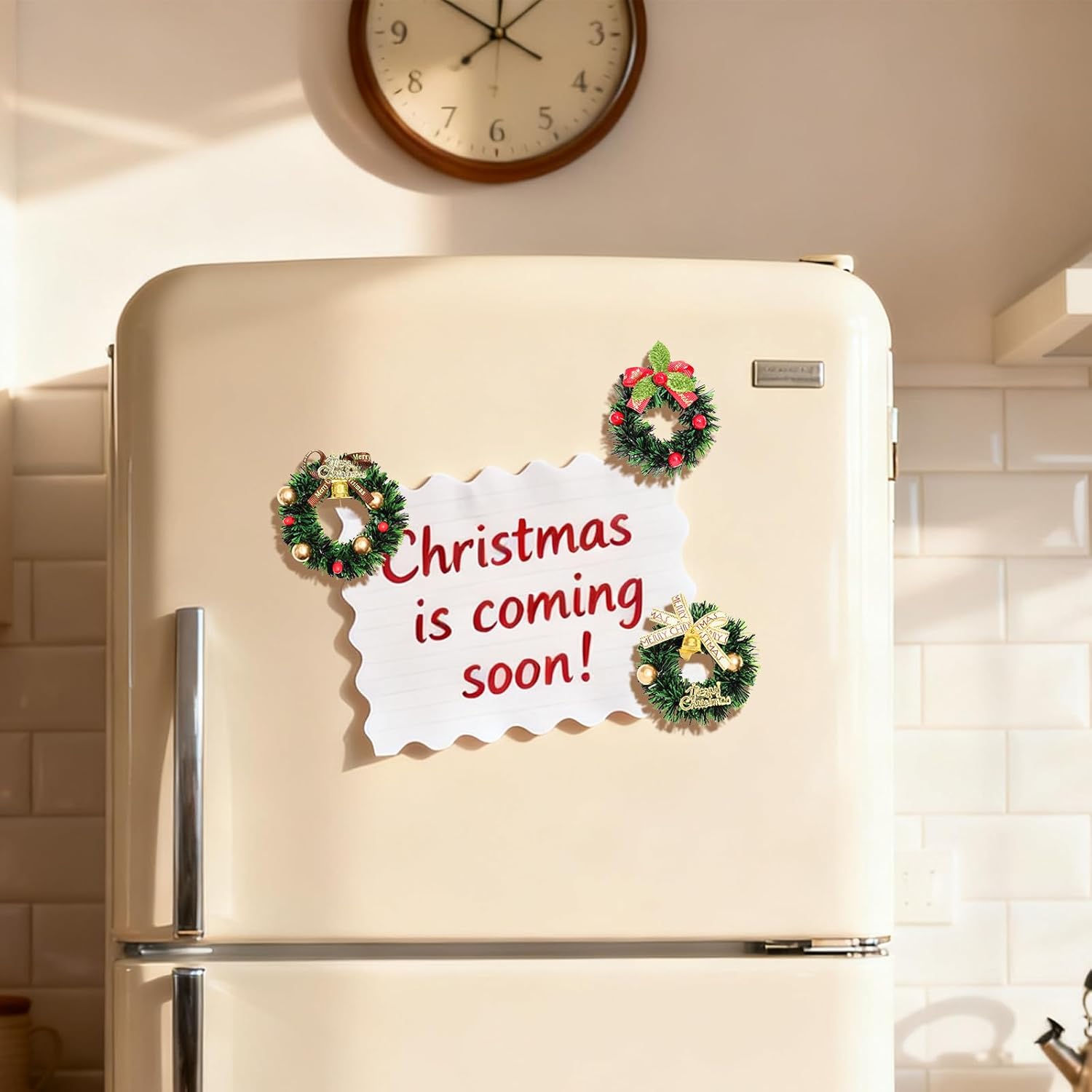 Creative Christmas Wreath Fridge Magnets Set 3D Mini Wreath Refrigerator Magnets For Christmas Magnetic Ornaments, Kitchen Fridge Locker Decorations For Home Office