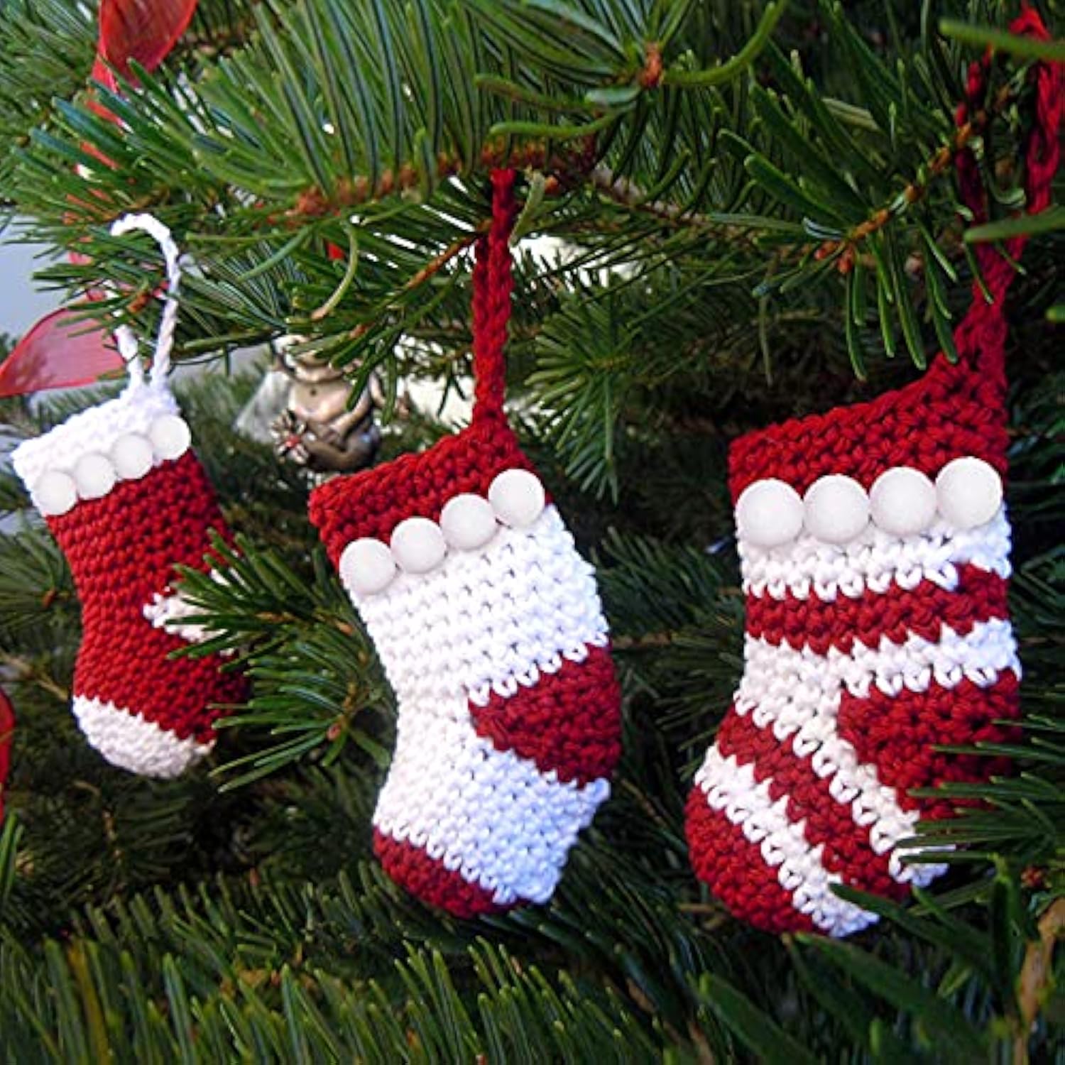 20 Pcs Christmas Yarn Pom Poms Balls For Diy Handmade Crafts Fuzzy Pompoms For Christmas Diy Hats Thanksgiving Party Holiday Hanging Home Decorations(1.5 Inch,White)