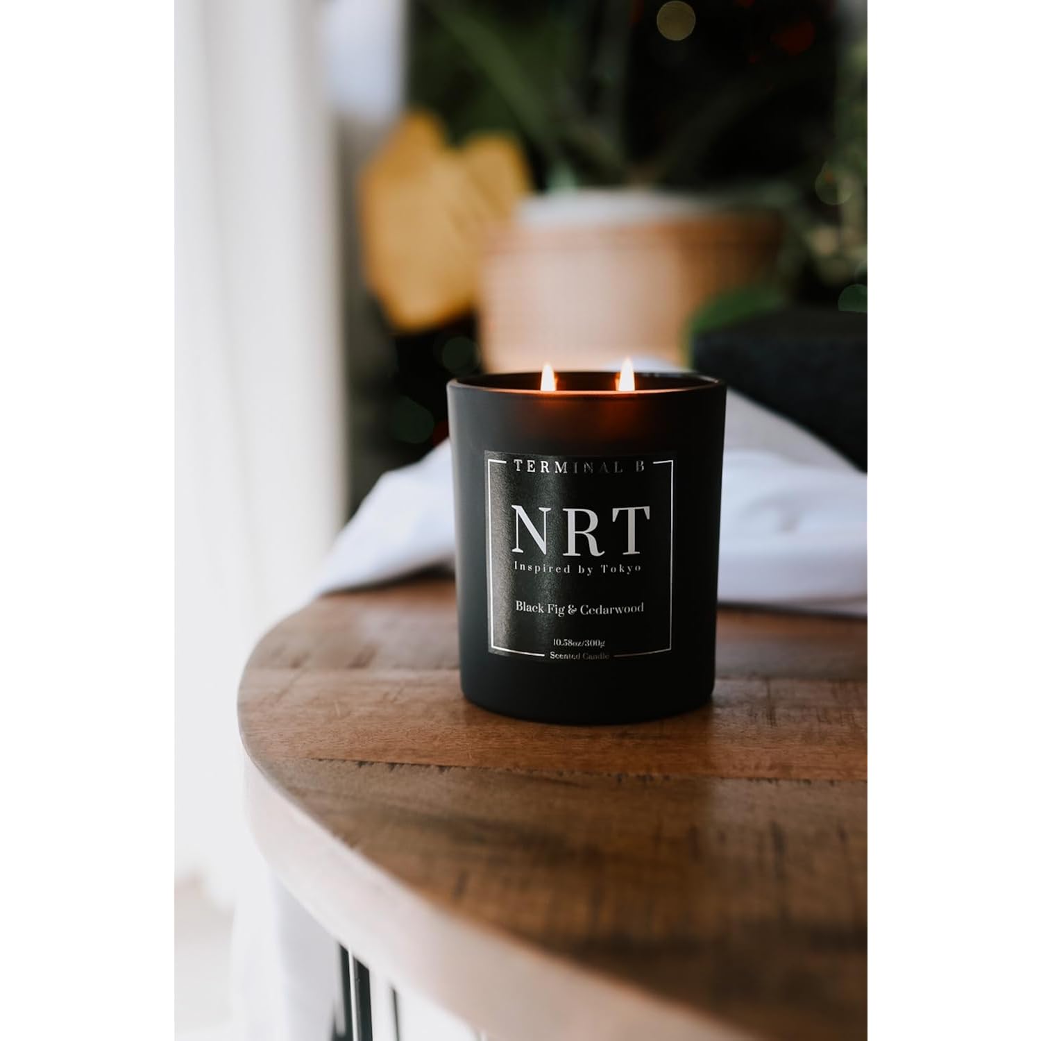 Luxury Candle | Nrt - Black Fig & Cedarwood | Inspired By Tokyo | Hand-Poured In Los Angeles | 10.58 Oz, 60+ Hour Burn Time