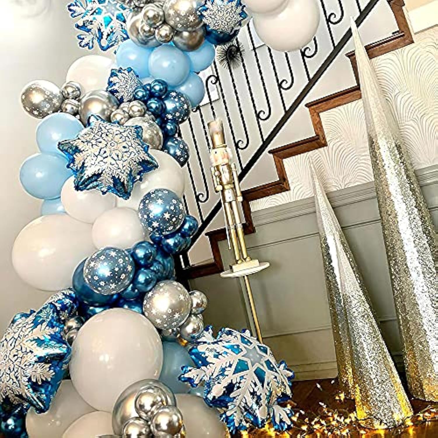 132Pcs Ice Snow Queen Metal Balloons Double Layer Snowflake Decoration