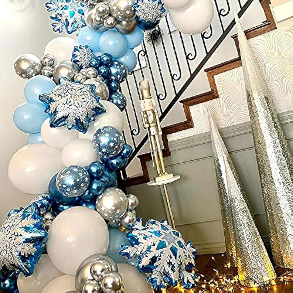 132Pcs Ice Snow Queen Metal Balloons Double Layer Snowflake Decoration