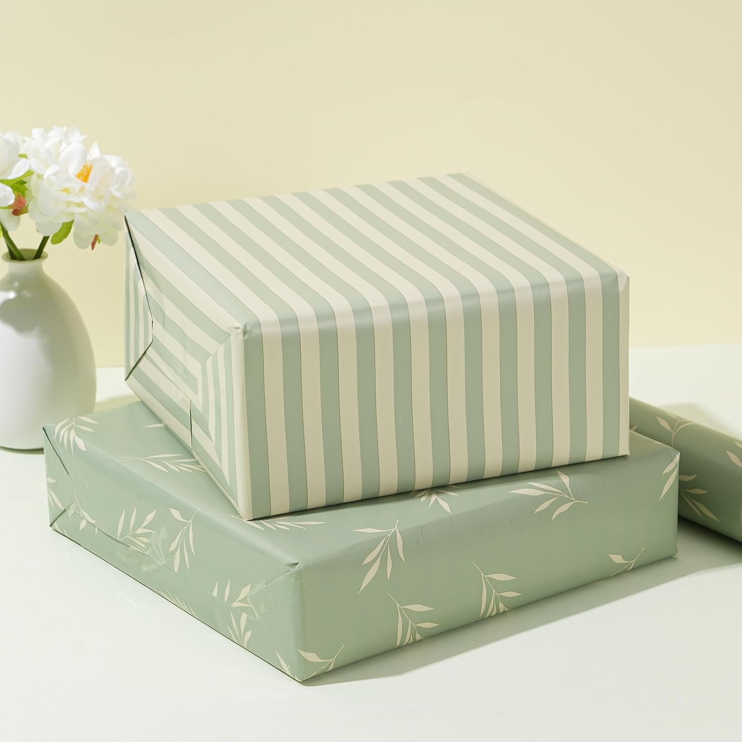 Reversible Gift Wrapping Paper Roll - Light Green Background With Beige Leaves - Green Stripe Design - For Birthdays,Weddings,Baby Showers,Mother'S Day,Christmas - 17.5" X 33' (48 Sq. Ft.)