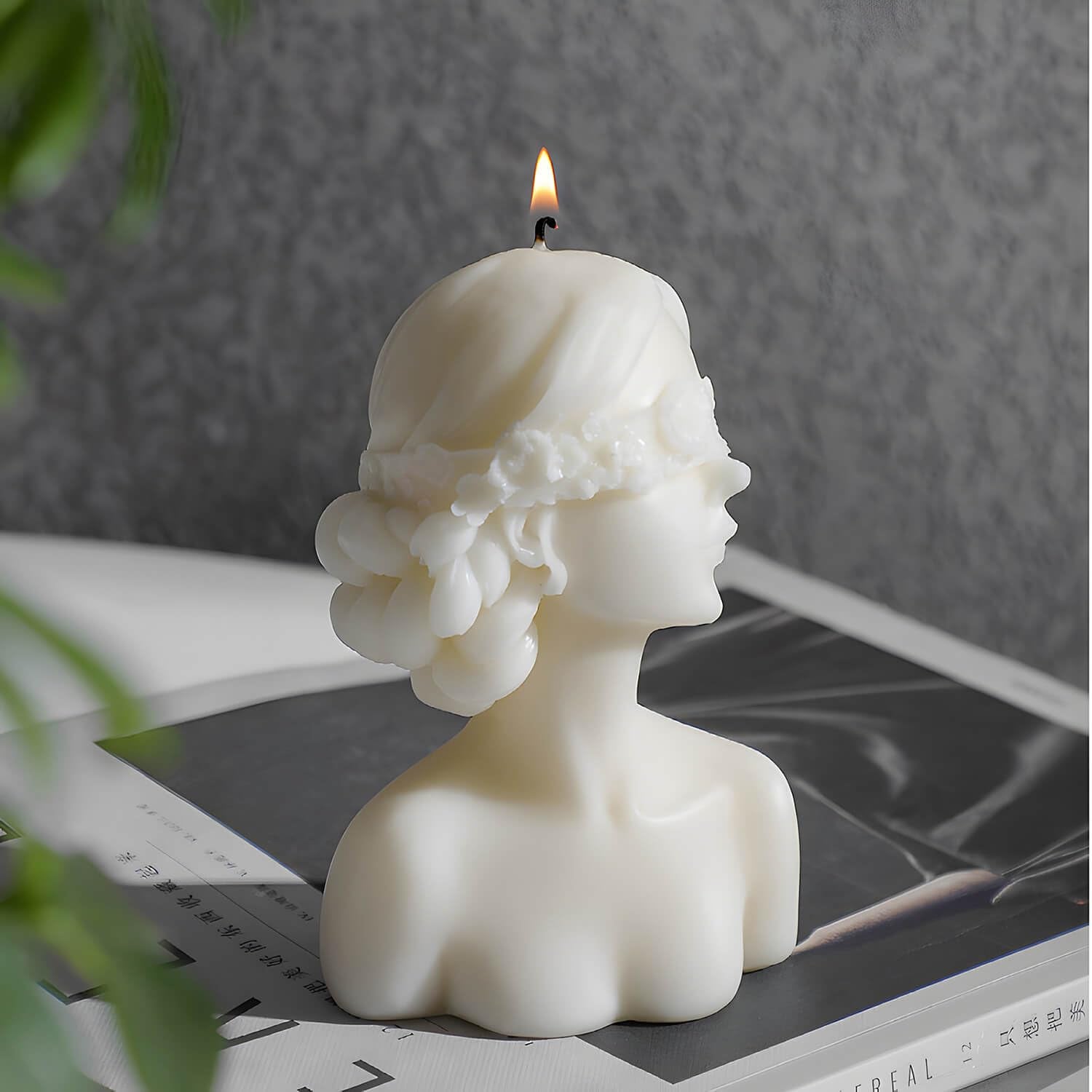 Bust Statue Decorative Scented Soy Wax Candle, Aesthetic White Candle For Home Decor, Bedroom, Bathroom, Wedding