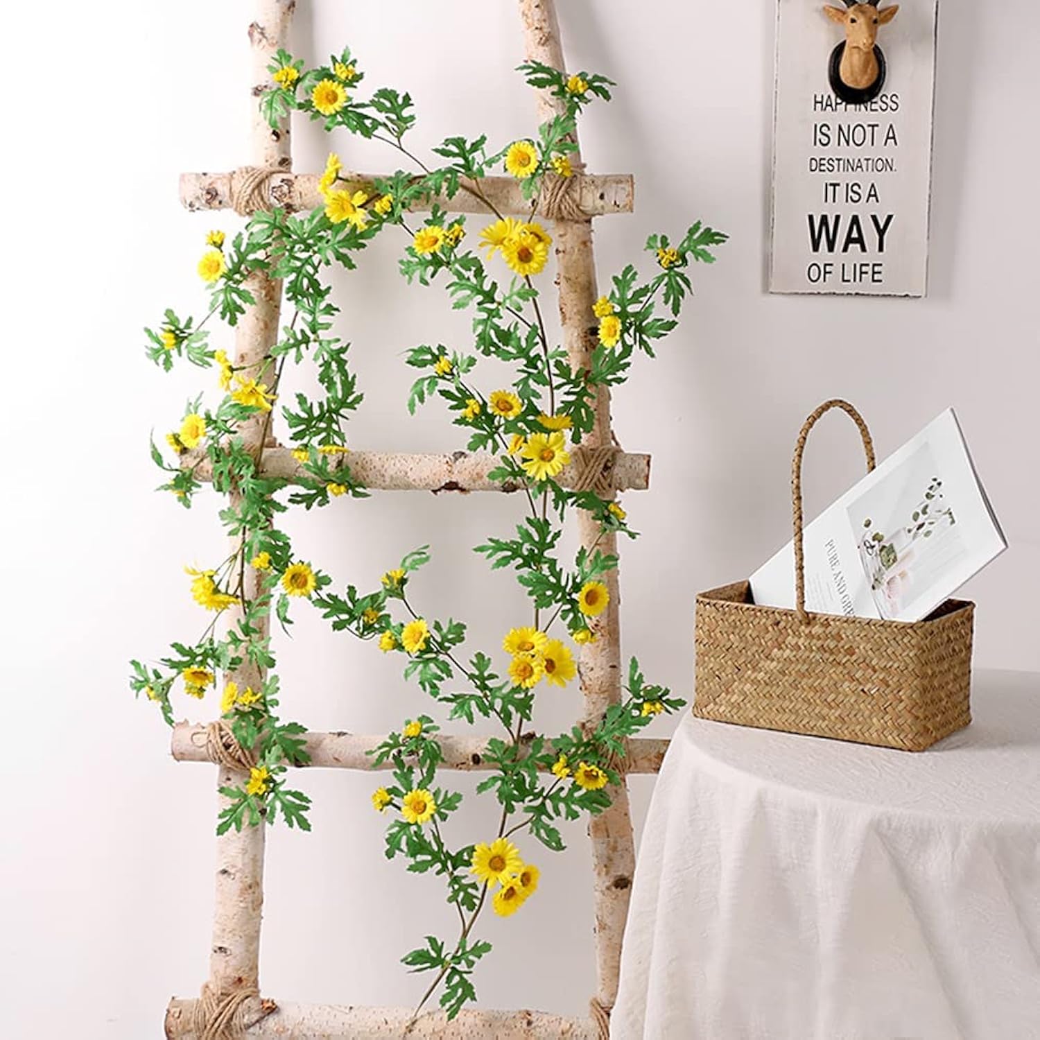 Artificial Daisy Garland Decorative Fake Flower Vine Hanging 5.6Ft Silk Flower Greenery For Home Garden Outdoor Ceremony Wedding Arch Floral Decor