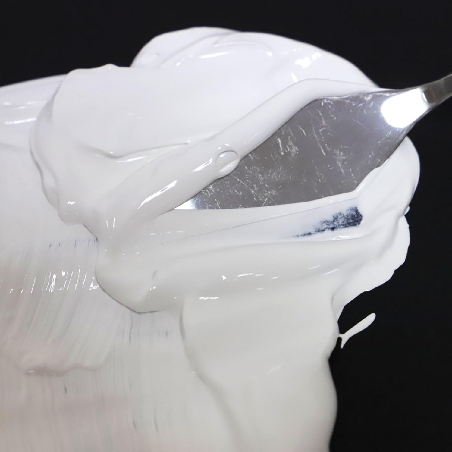 Discovery School Acrylic, Titanium White And Black, 1/2 Gallon (2 Liter). Ideal For Students And Artists. Excellent Coverage And Fast Drying. Pump Lid Included.