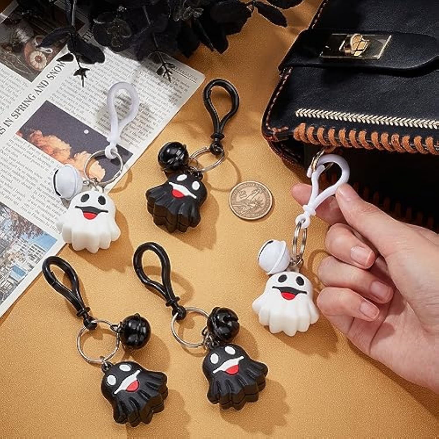 12Pcs Halloween Theme Keychain Cartoon Ghost Keyrings With Bell Charm Pvc Pendants Hanging Key Chain Keyrings For Wallet Backpack Charm Decorations Pendant Supplies Black White