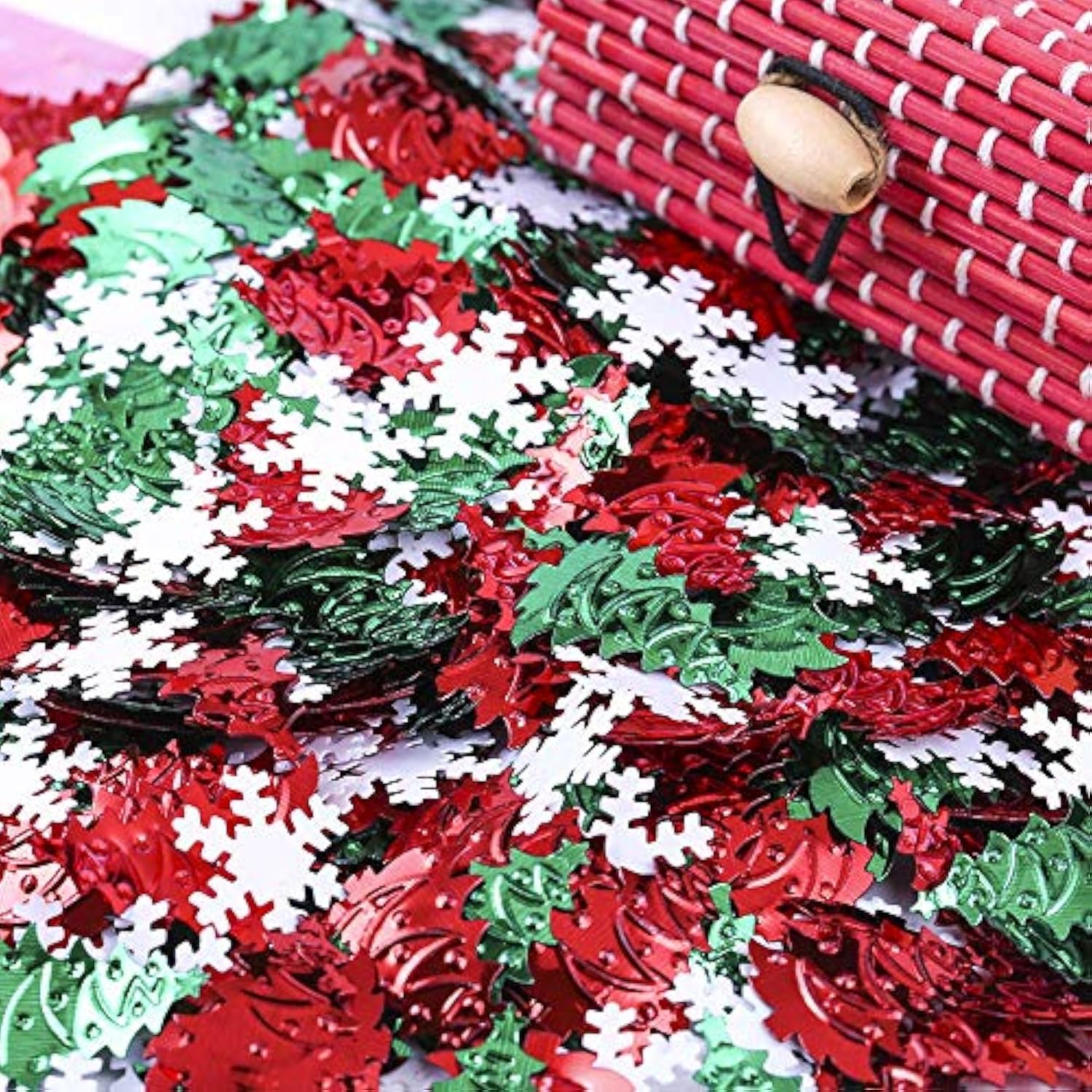 1.6 Ounce Christmas Confetti Glitter Xmas Tress Snowflake Metallic Sequins Table Scatter For For Christmas Party Decoration