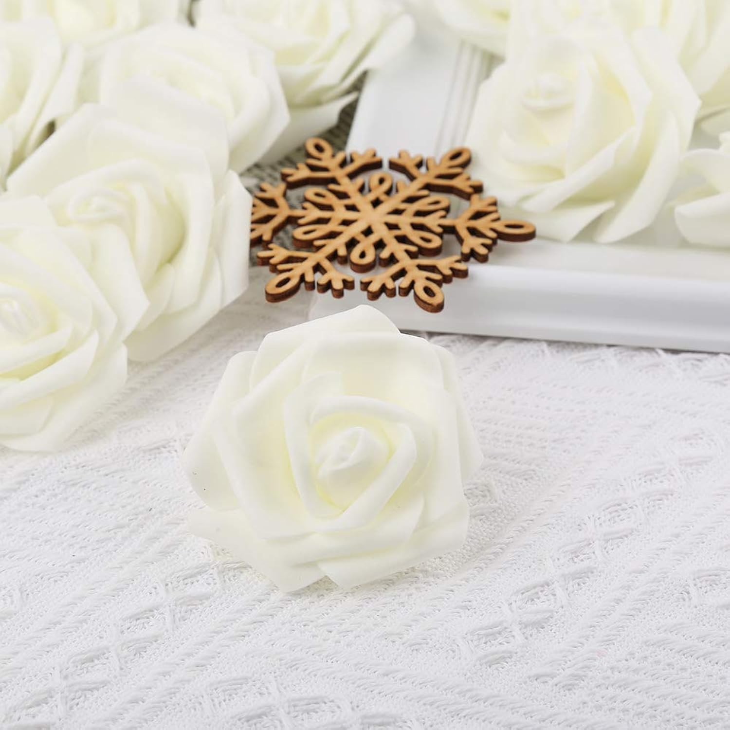 Artificial Rose Flower Heads, 100Pcs Ivory Fake Roses Artificial Flower Foam Rose For Diy Wedding Bouquets Centerpieces Arrangements Party Baby Shower Home Decor (Stemless, Ivory)