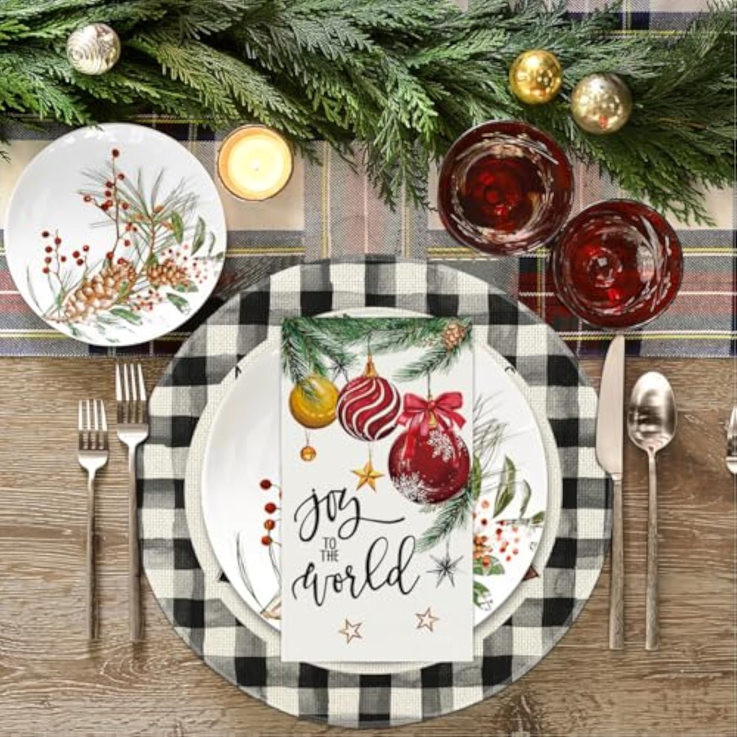 100 Christmas Disposable Paper Decorative Guest Napkins, Xmas Balls For Party Lunch Dinner Kitchen Bathroom