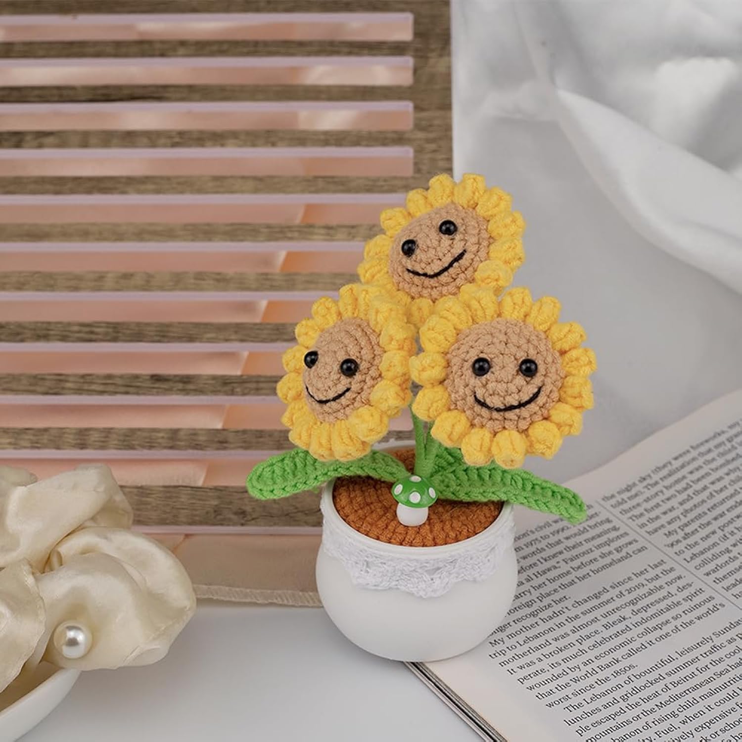 Knitting Crochet Sunflower Flowers Potted Plants, Sunflowers For Friends, Students, Family And Lover, Handmade Flowers For Home Office Decoration, Car Decoration.