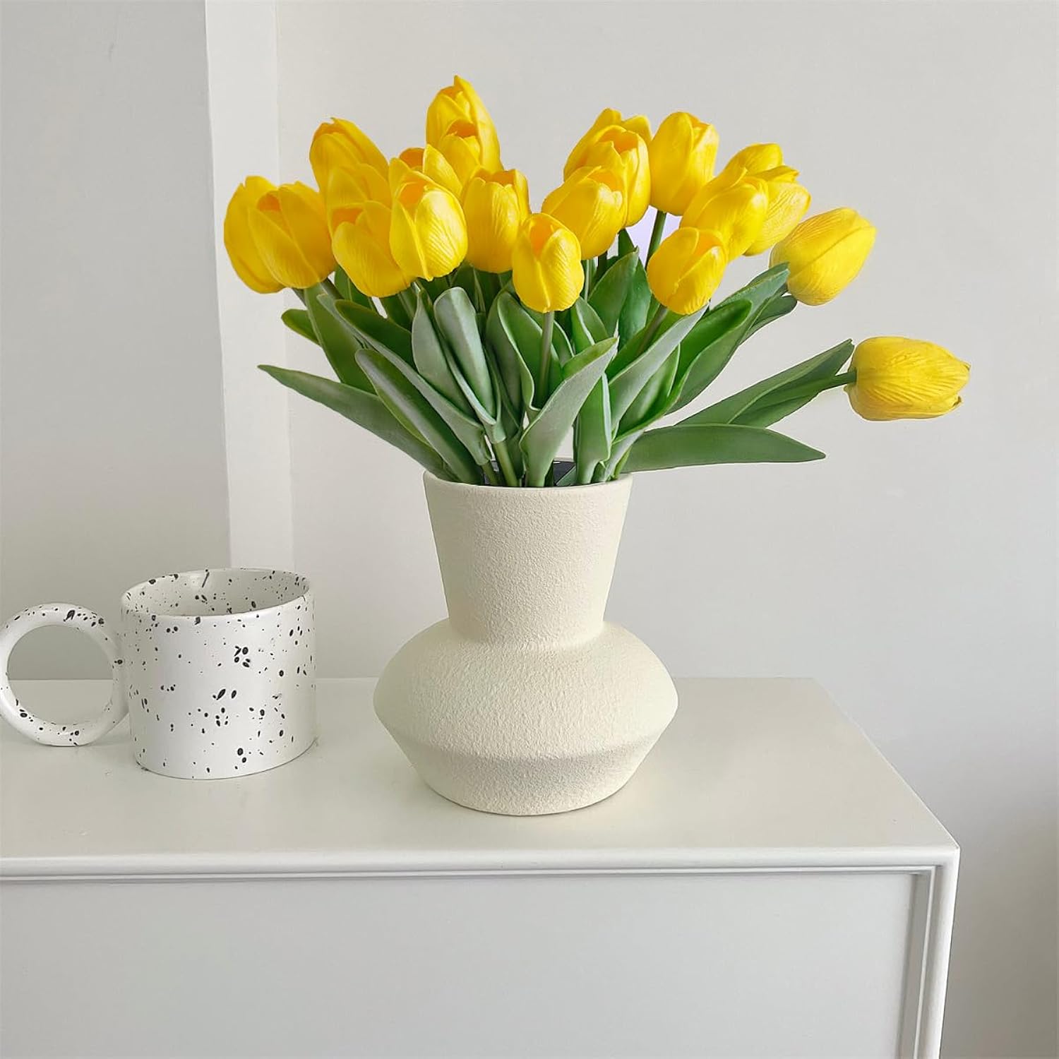20Pcs Yellow Artificial Tulip Fake Flower 12.9 Inch Spring Mother'S Day Easter Gift For Home Kitchen Wedding Decoration