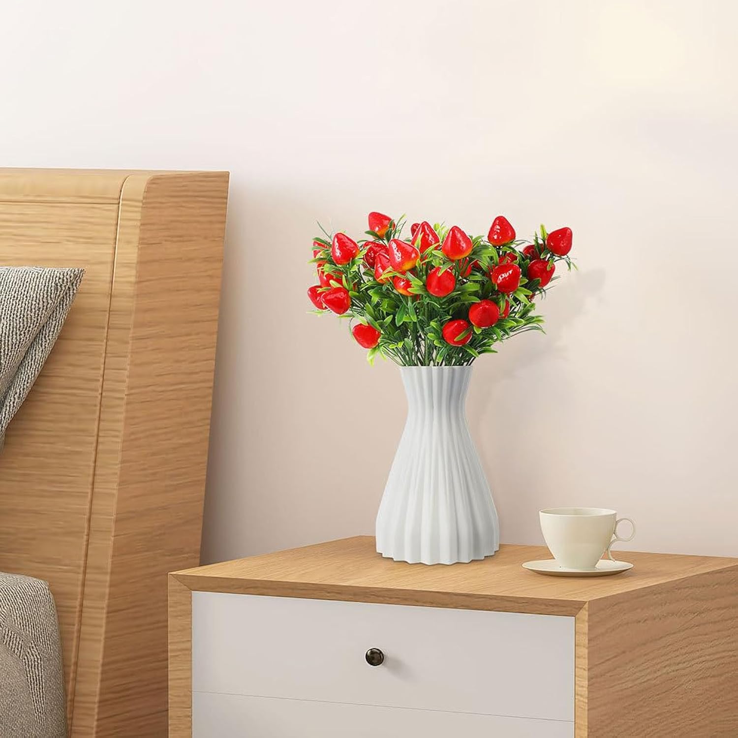Realistic Faux Strawberry Bouquet Artificial Strawberry Plants For Home Decor Wedding Party Floral Picks Lifelike Centerpieces 10.62X8.26 Inches