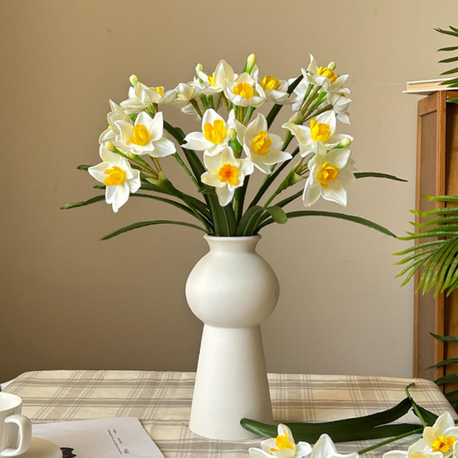 18“Artificial Daffodils Flowers Narcissus Faux Spring Flowers Fake Silk Daffodil Flower Arrangement Artificial Daffodil Bundles For Home Decor Centerpiece Wedding Bouquet 8 Pcs (White)