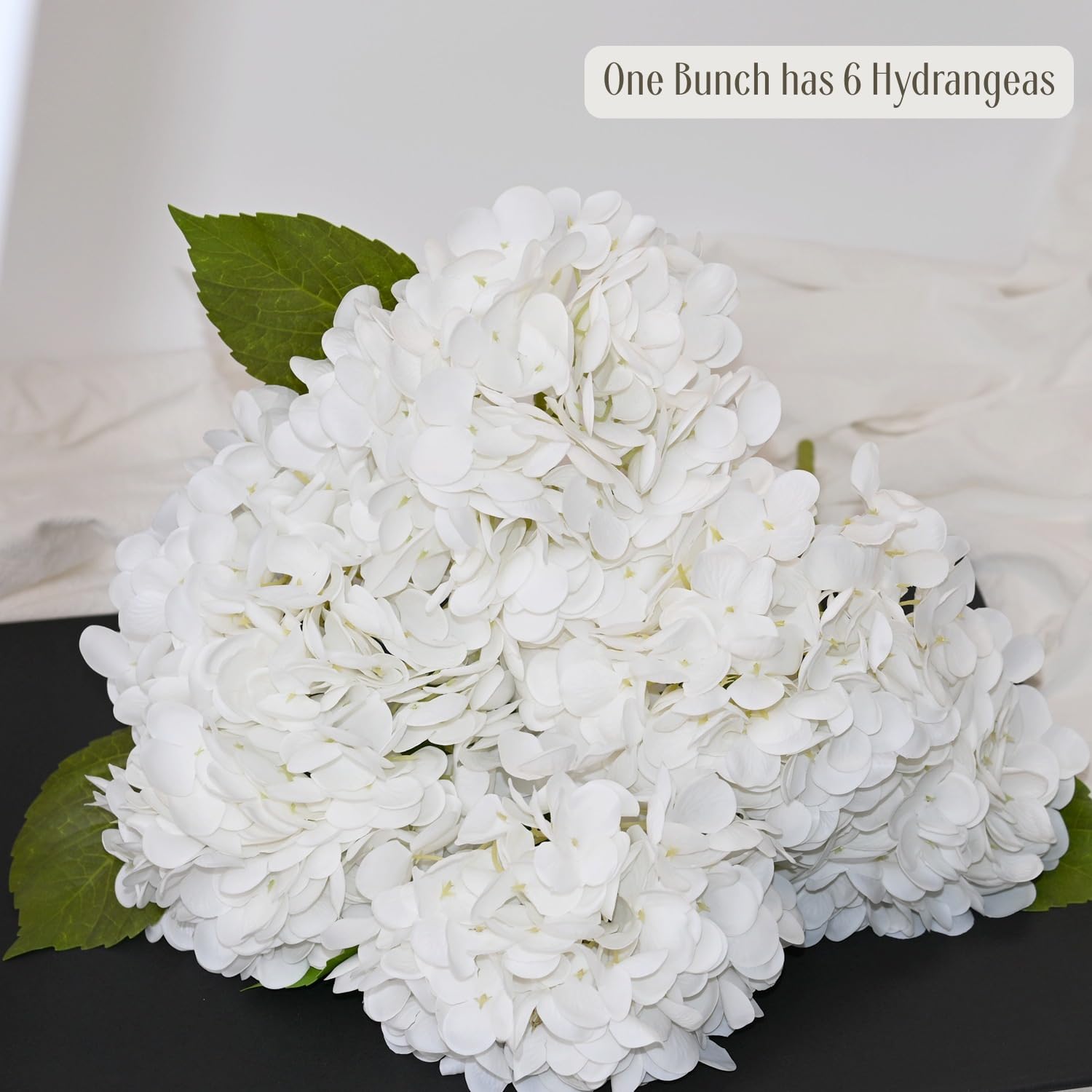 12.6'' White Hydrangea Artificial Flowers, 6Pcs Real Touch Latex Fake Hydrangeas With Short Stems & Leaves For Home Decoration, Party Floral Arrangements, Wedding Bouquet, Table Centerpieces