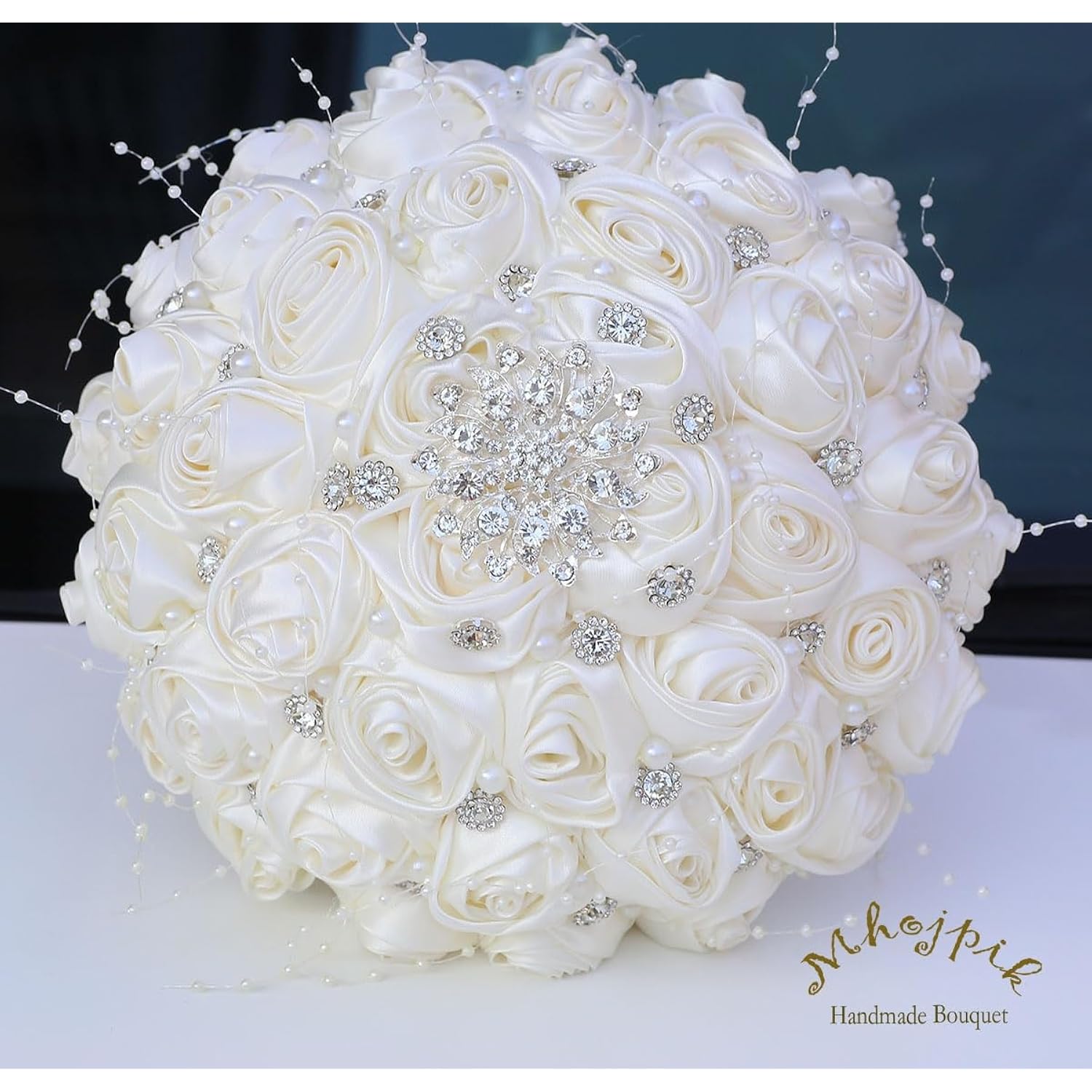 Bridal Wedding Bouquet Round Bling Brooch Bouquet Throw Toss Artificial Rose Flower Bunch For Bride Bridesmaid Wedding Quinceanera(Ivory, 6.3")