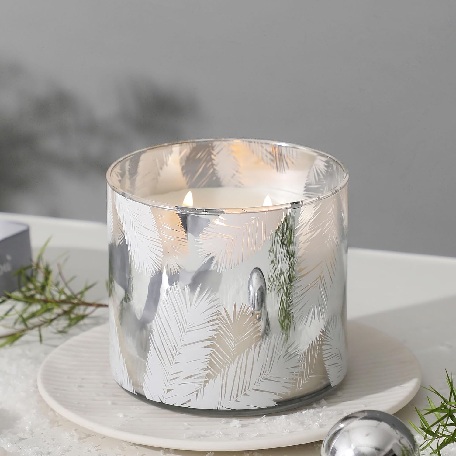 Winter Balsam Fir Scented Candle, Large 3 Wicks Silver Pine Candles For Winter, 14 Oz Christmas Candle Gifts For Women, Christmas Home Decorations, Fir Christmas Tree Candle