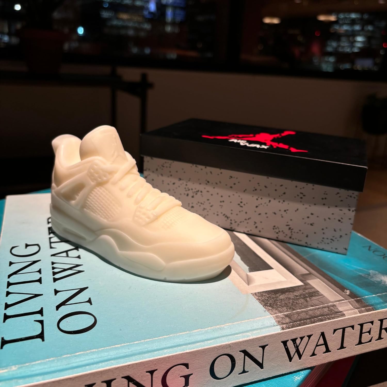 Sneaker Candle With Giftbox - - Hypebeast Gift For Teenage Boys - Gifts For Men Candles - Sneakerhead Gifts For Teenage Boys - Unique Gift For Him - Sneaker Head Room Decor