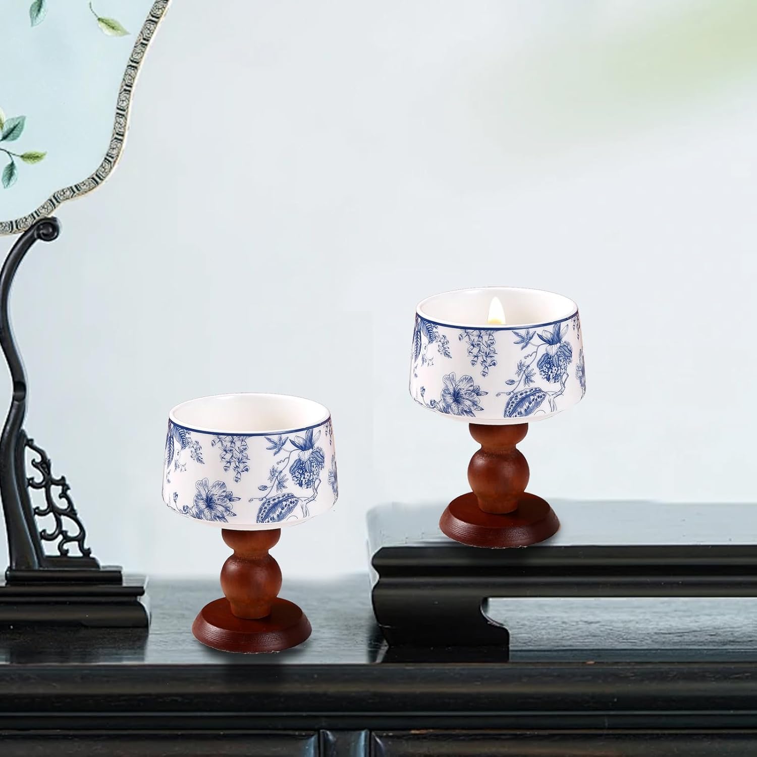 Plthuoe Blue And White Ceramics Scented Candles Goblet Wooden Ceramic Jar Candle Chinoiserie Wood Wick Candles Natural Soy Candle 30 Hours Long Lasting For Gift Home Decor Women Christmas(5 Oz)